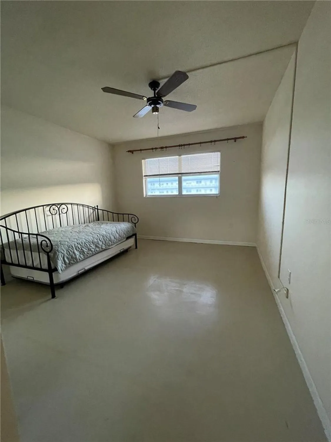 Property Slideshow image 7 of 8 | 3010 59th st 306, Gulfport, FL, 33707