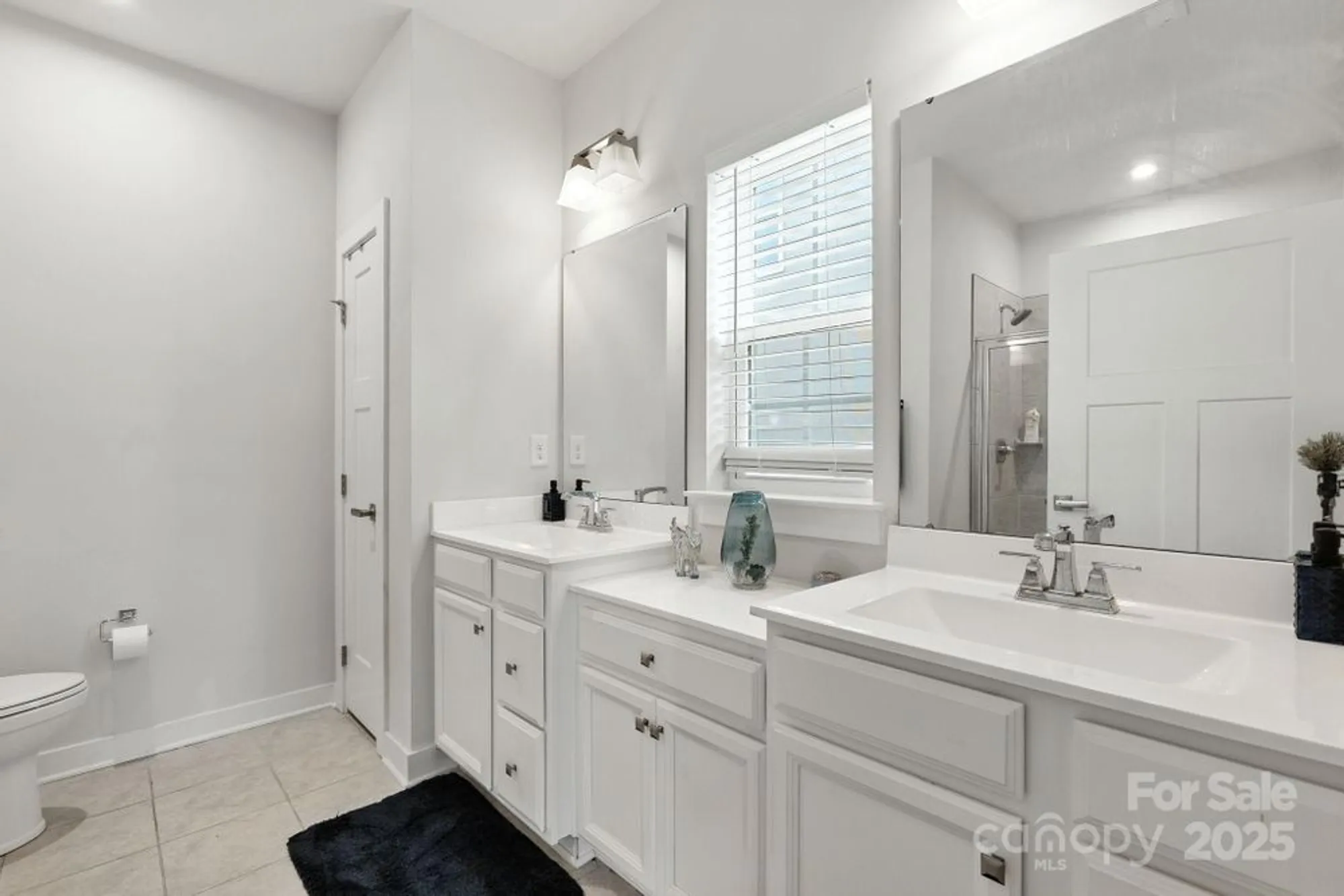 Property Slideshow image 14 of 32 | 5112 larewood dr, Charlotte, NC, 28215