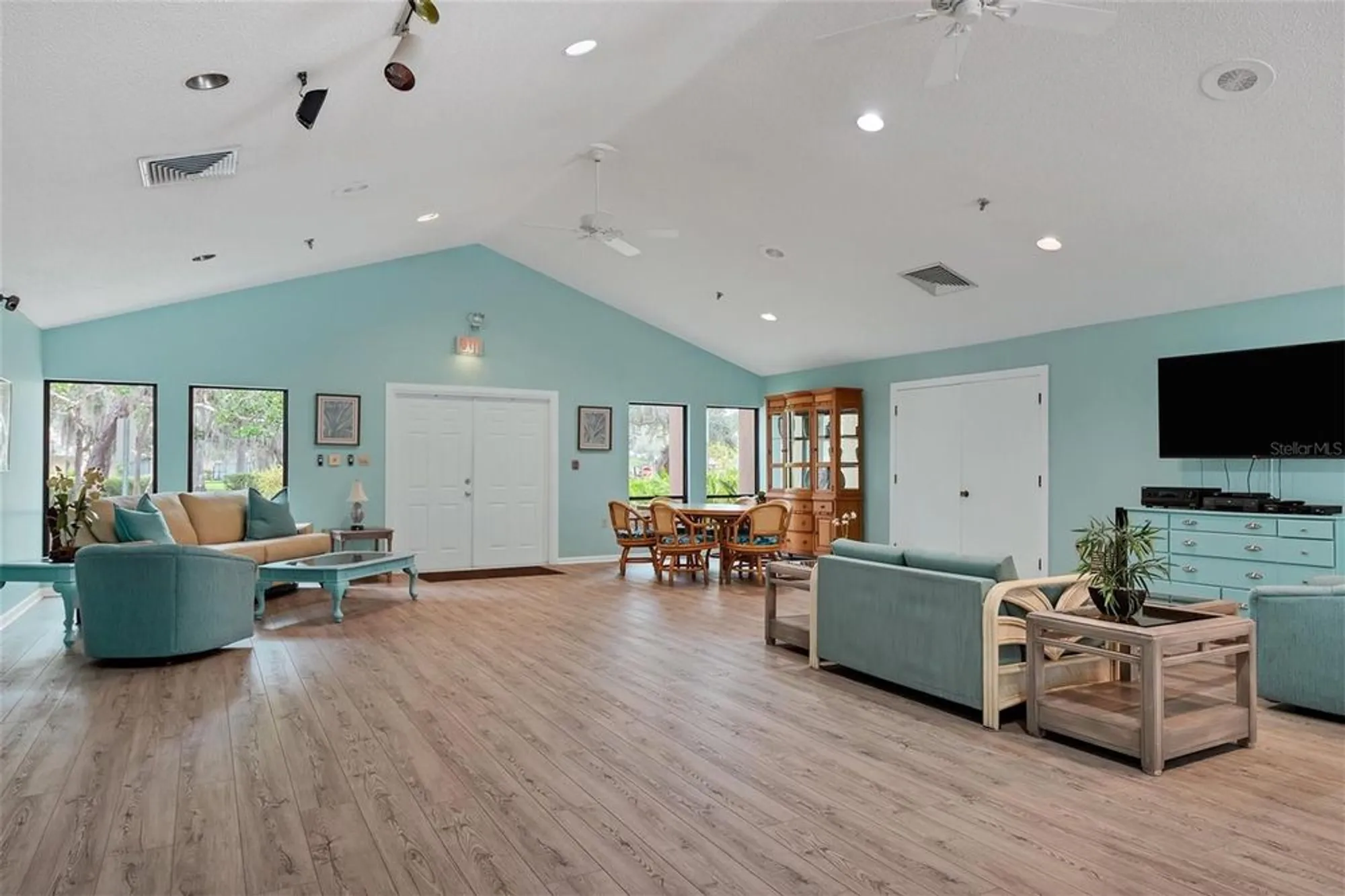 Property Slideshow image 45 of 51 | 3443 tallywood cir 7061, Sarasota, FL, 34237