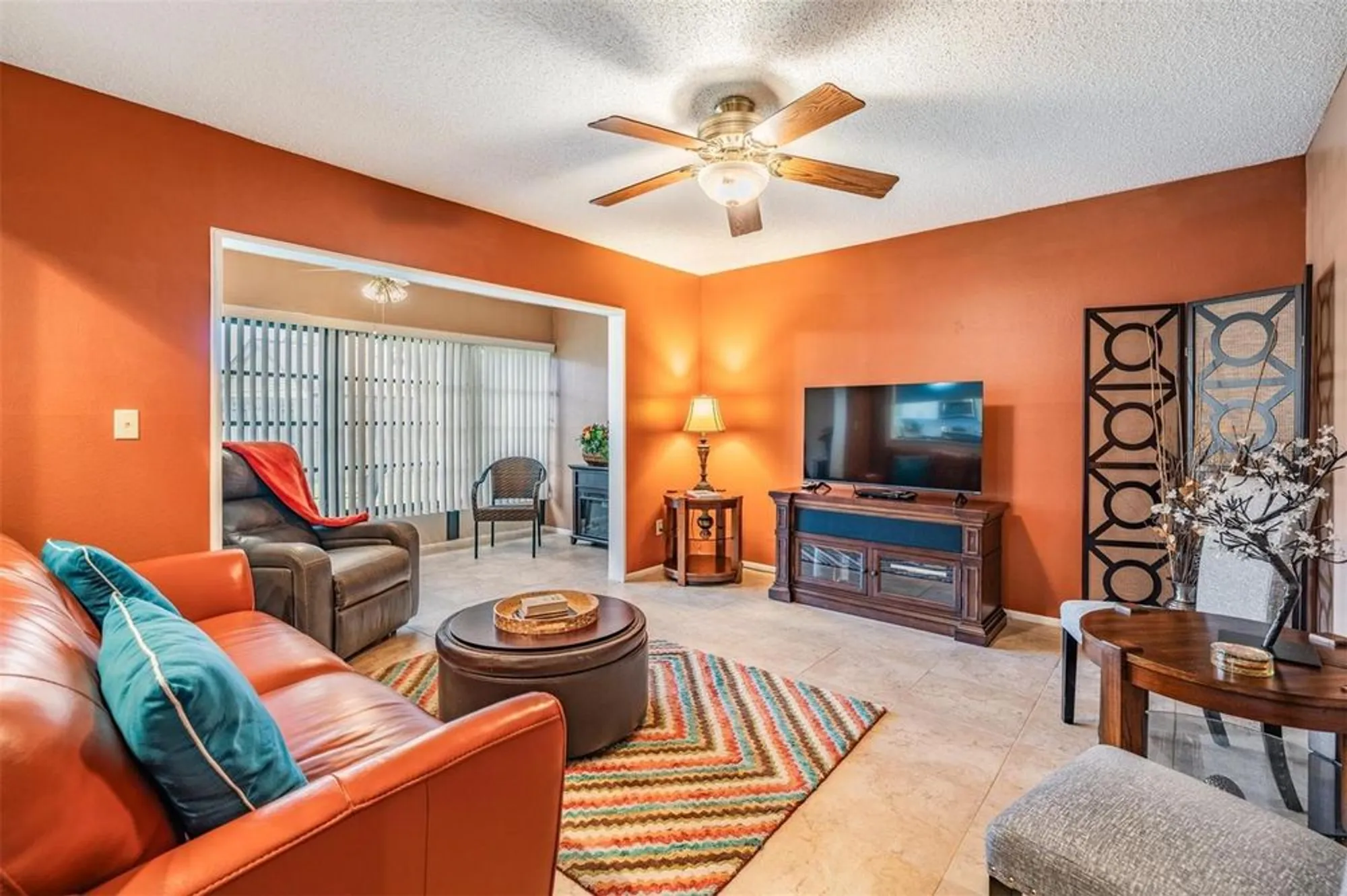 Property Slideshow image 10 of 38 | 2267 sequoia dr, Clearwater, FL, 33763