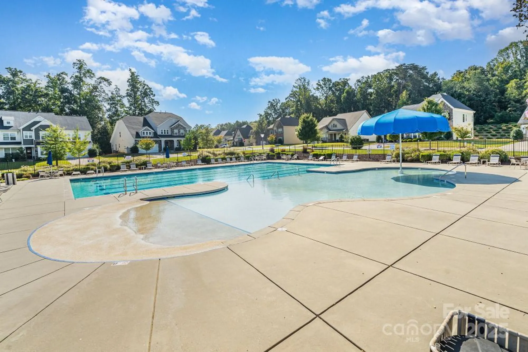 Property Slideshow image 38 of 38 | 5219 larewood dr, Charlotte, NC, 28215