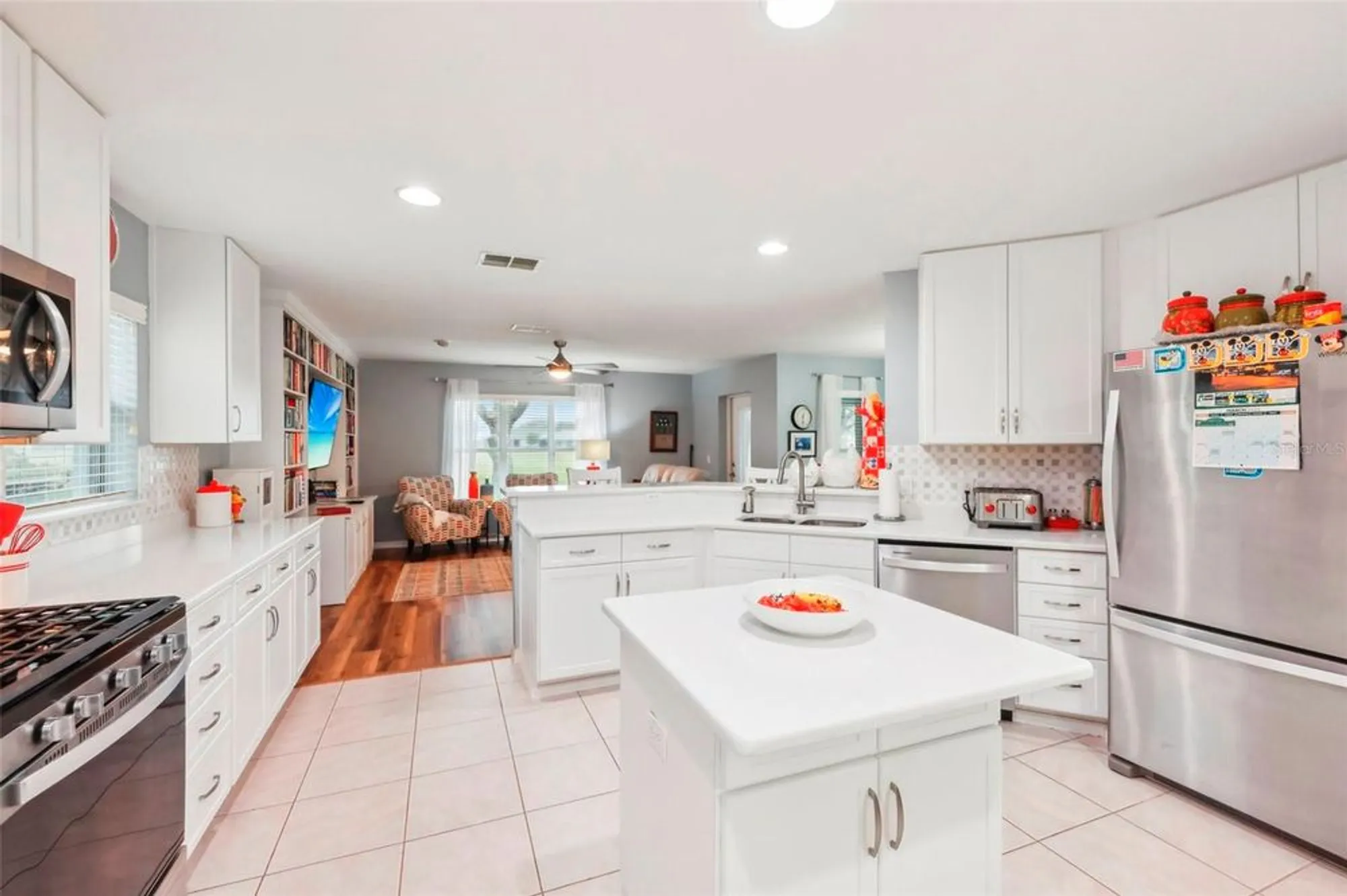 Property Slideshow image 16 of 35 | 26821 augusta springs cir, Leesburg, FL, 34748