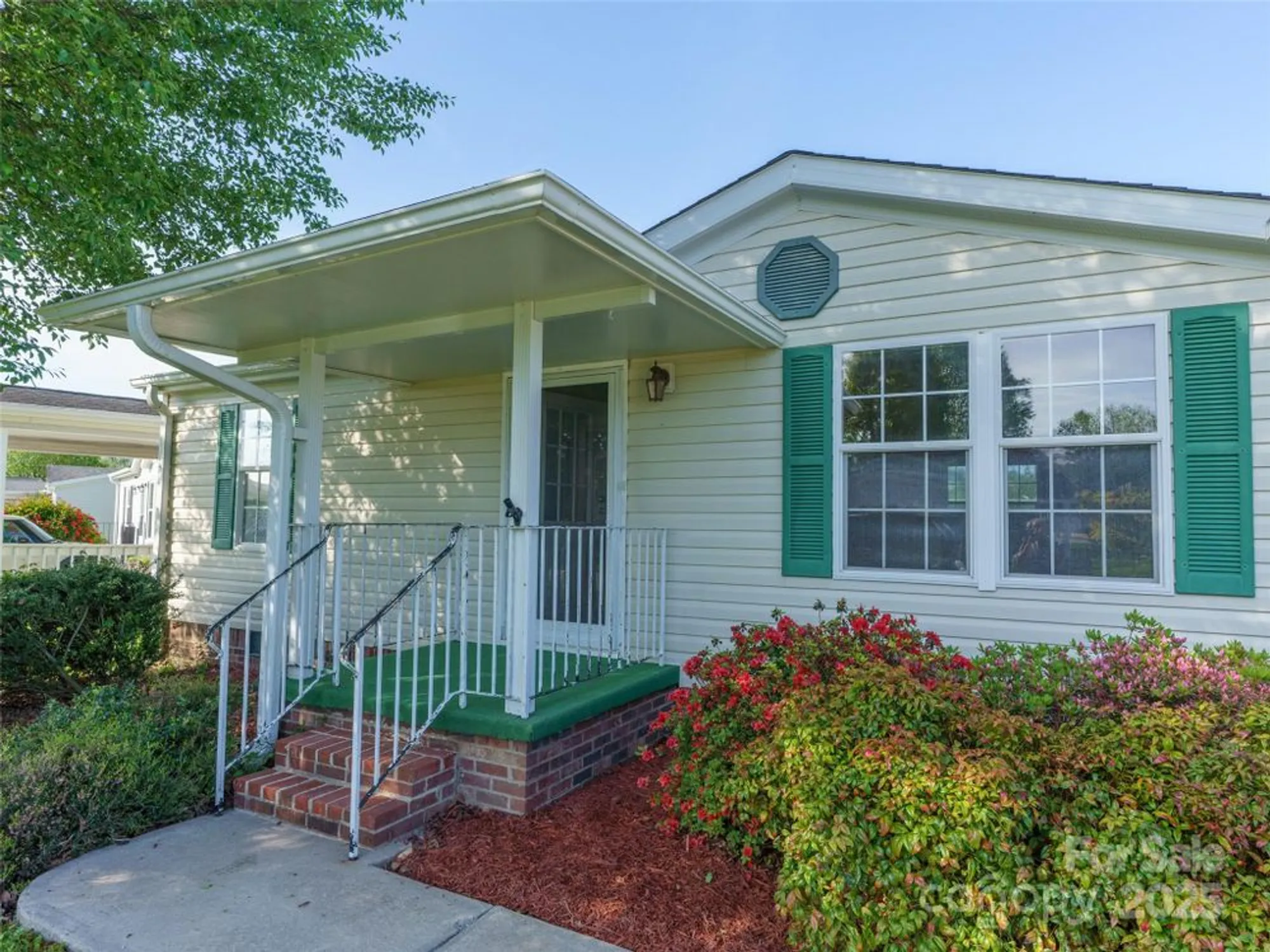 Property Slideshow image 27 of 42 | 236 white ash cir, Hendersonville, NC, 28739