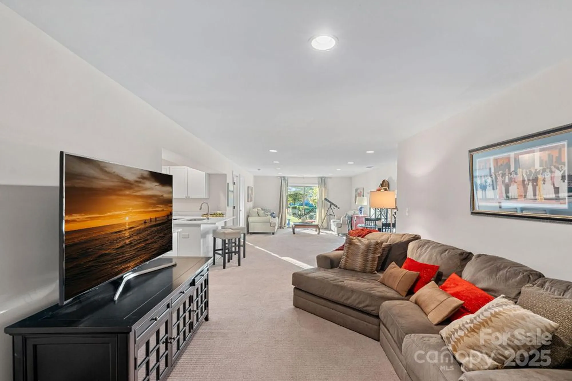 Property Slideshow image 18 of 35 | 8032 parknoll dr, Huntersville, NC, 28078