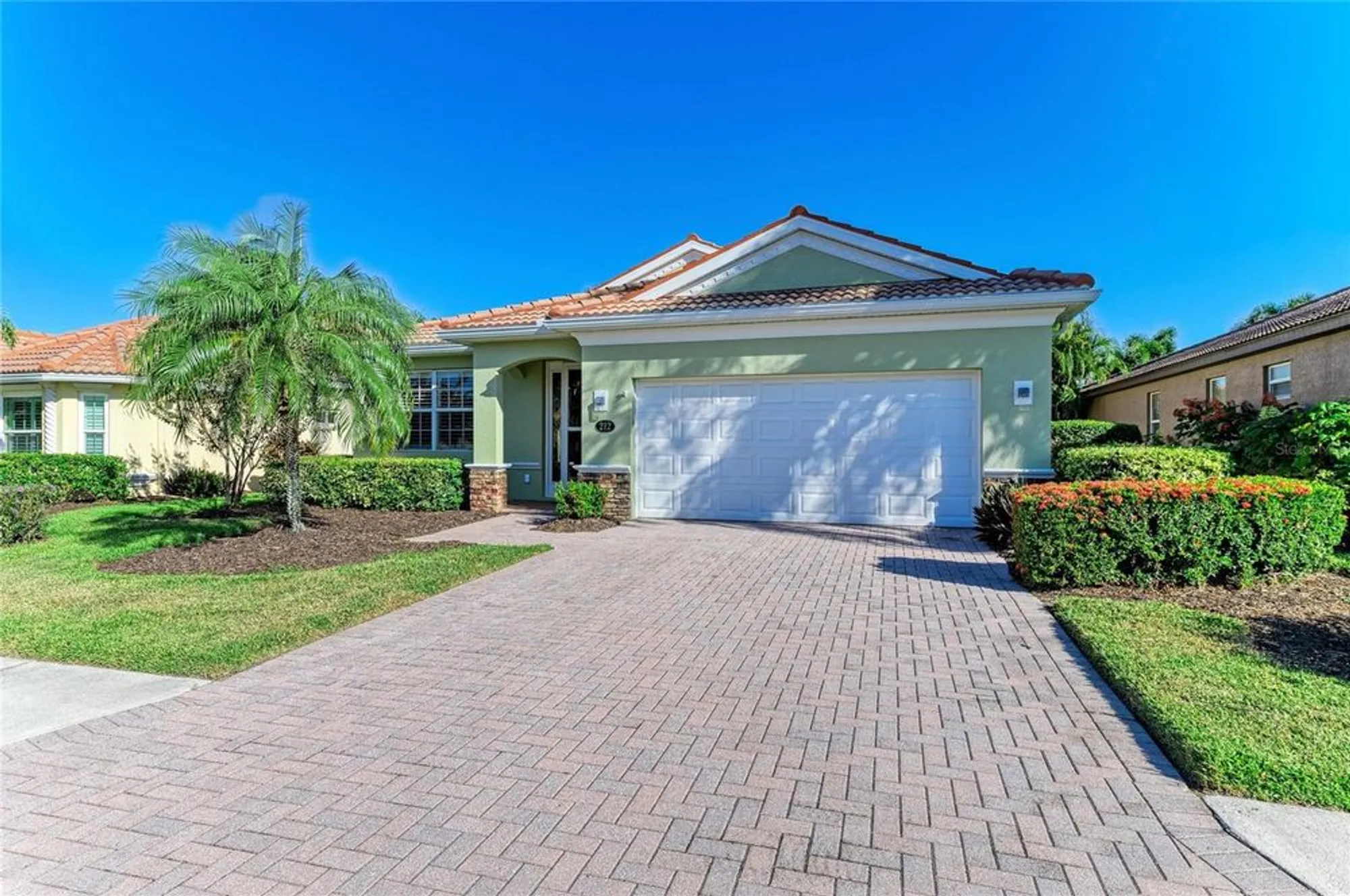 Property Slideshow image 8 of 52 | 212 river enclave ct, Bradenton, FL, 34212