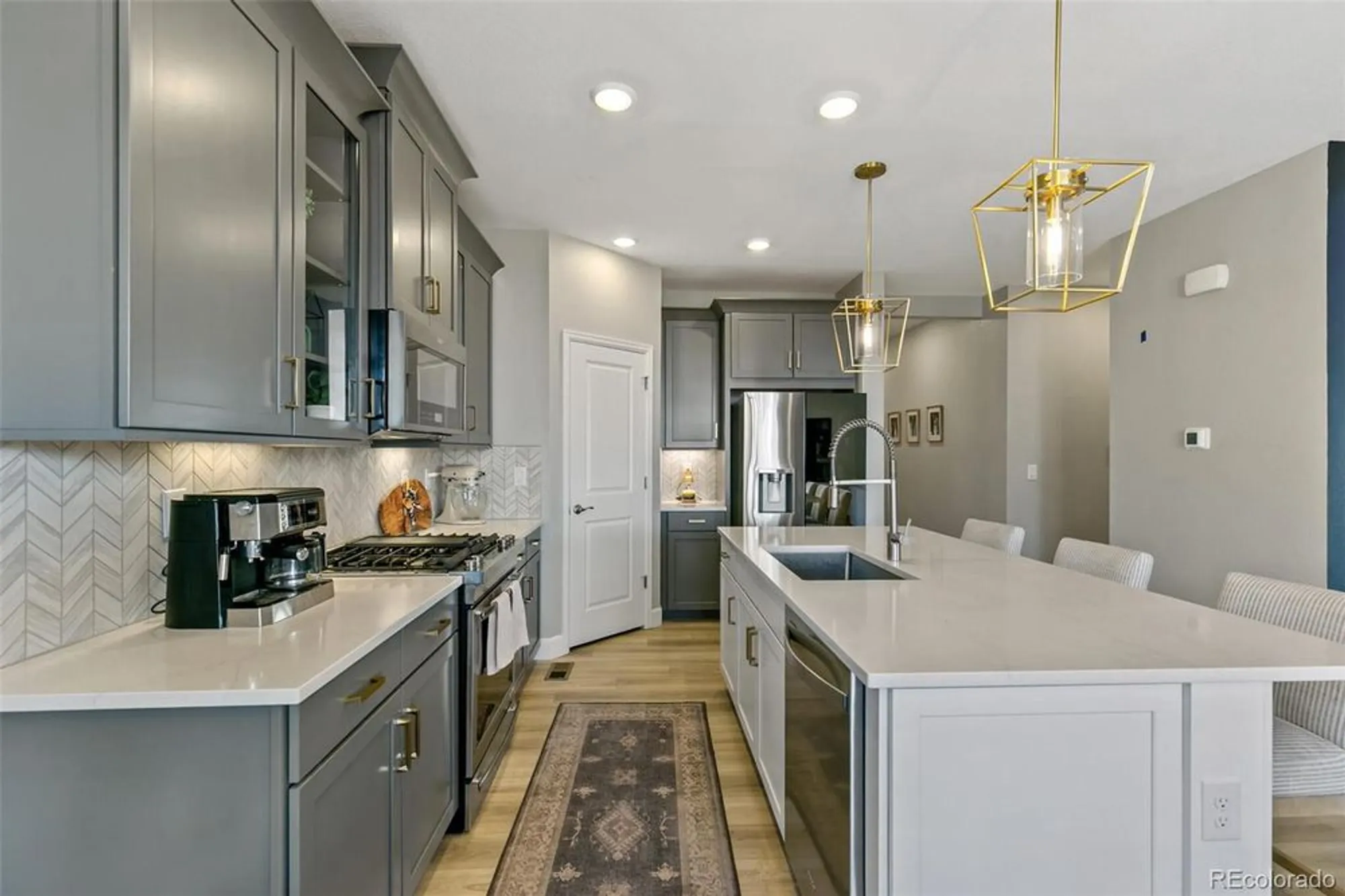 Property Slideshow image 13 of 40 | 3885 red valley cir, Castle Rock, CO, 80104