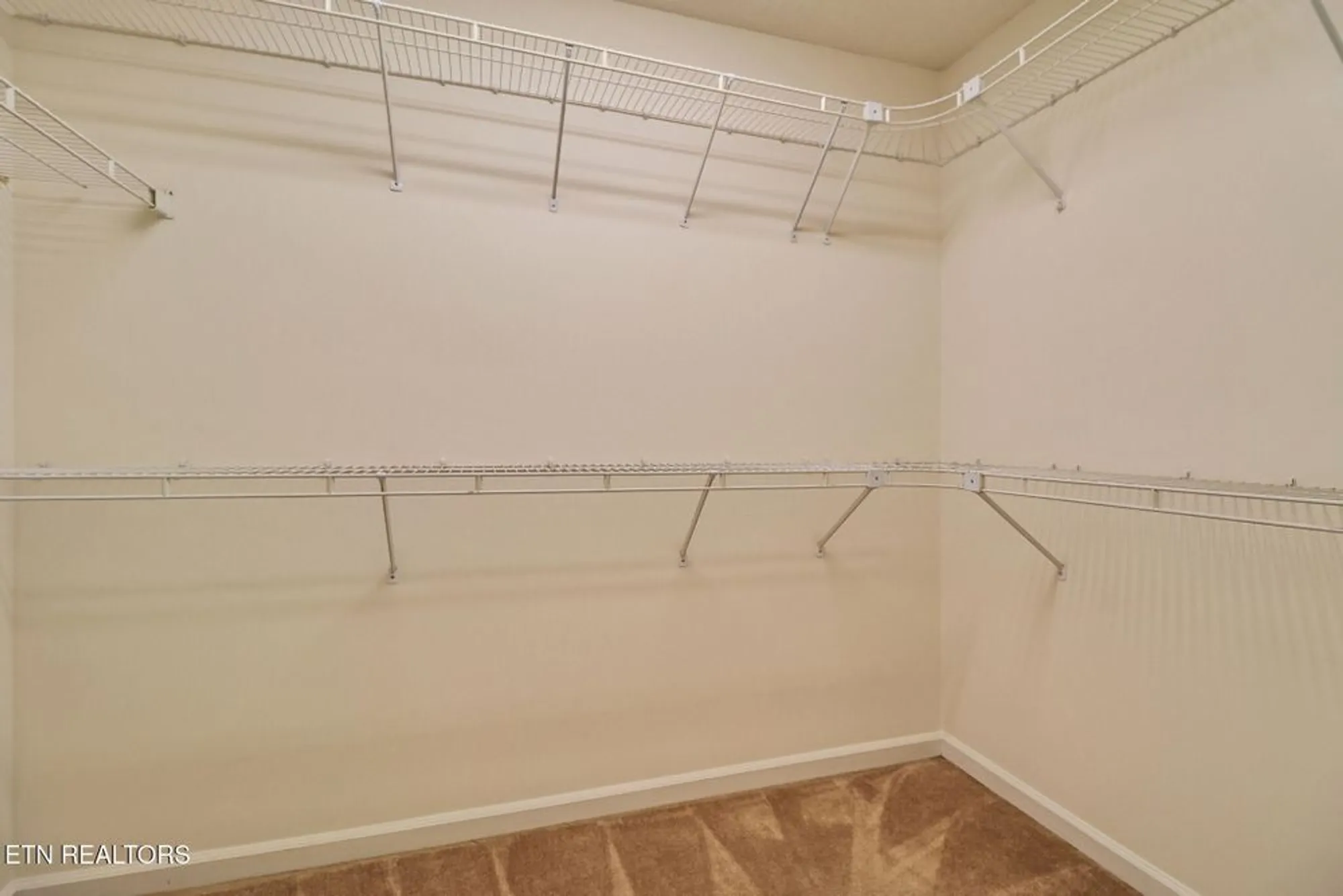 Property Slideshow image 34 of 39 | 151 saint george dr, Crossville, TN, 38558