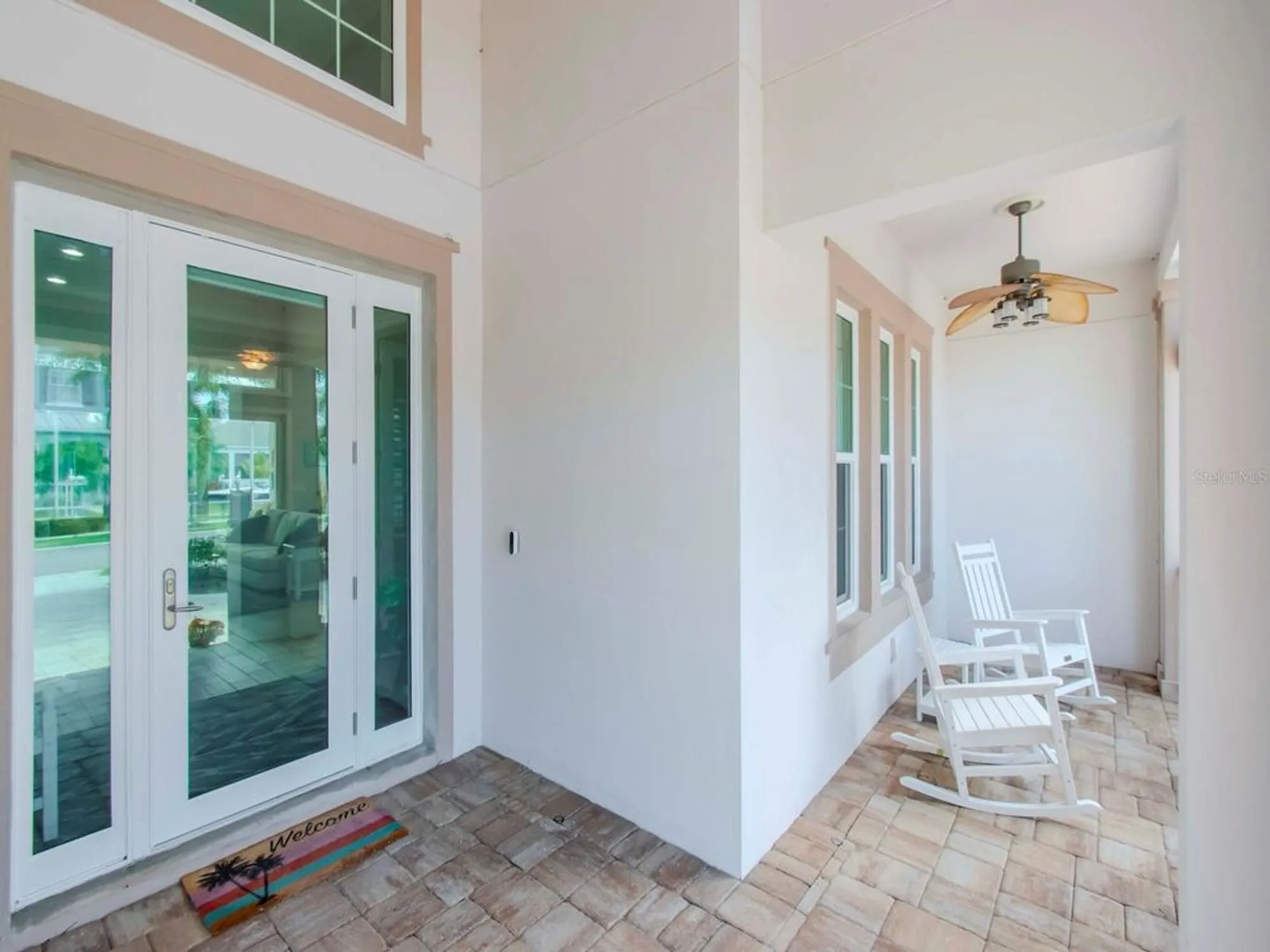 Property Slideshow image 6 of 52 | 717 manns harbor dr, Apollo Beach, FL, 33572