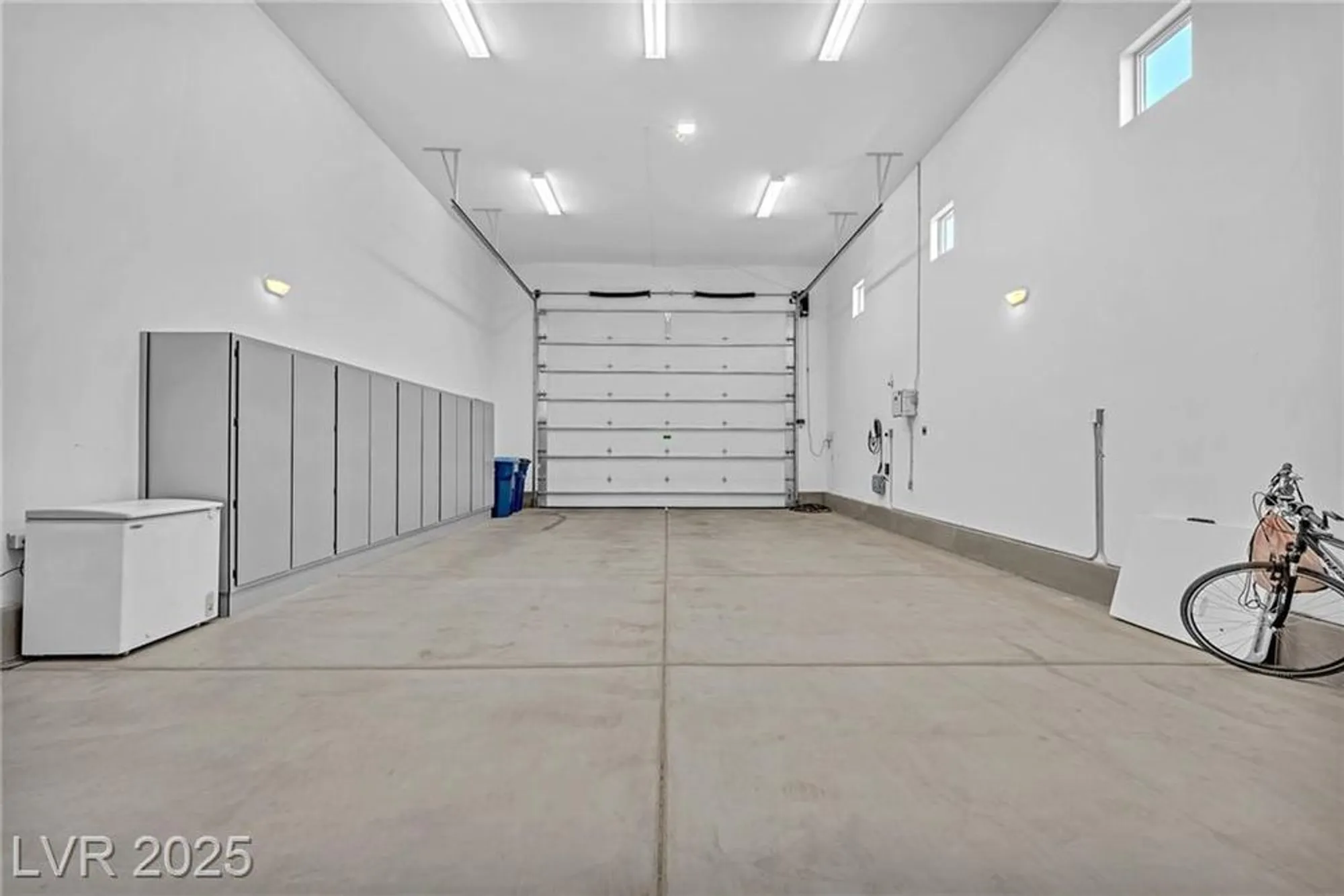 Property Slideshow image 39 of 49 | 755 merry maple st, Henderson, NV, 89011