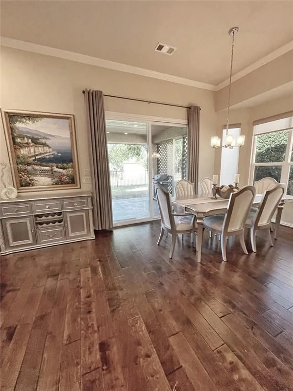 Property Slideshow image 13 of 39 | 11800 southerland dr, Denton, TX, 76207