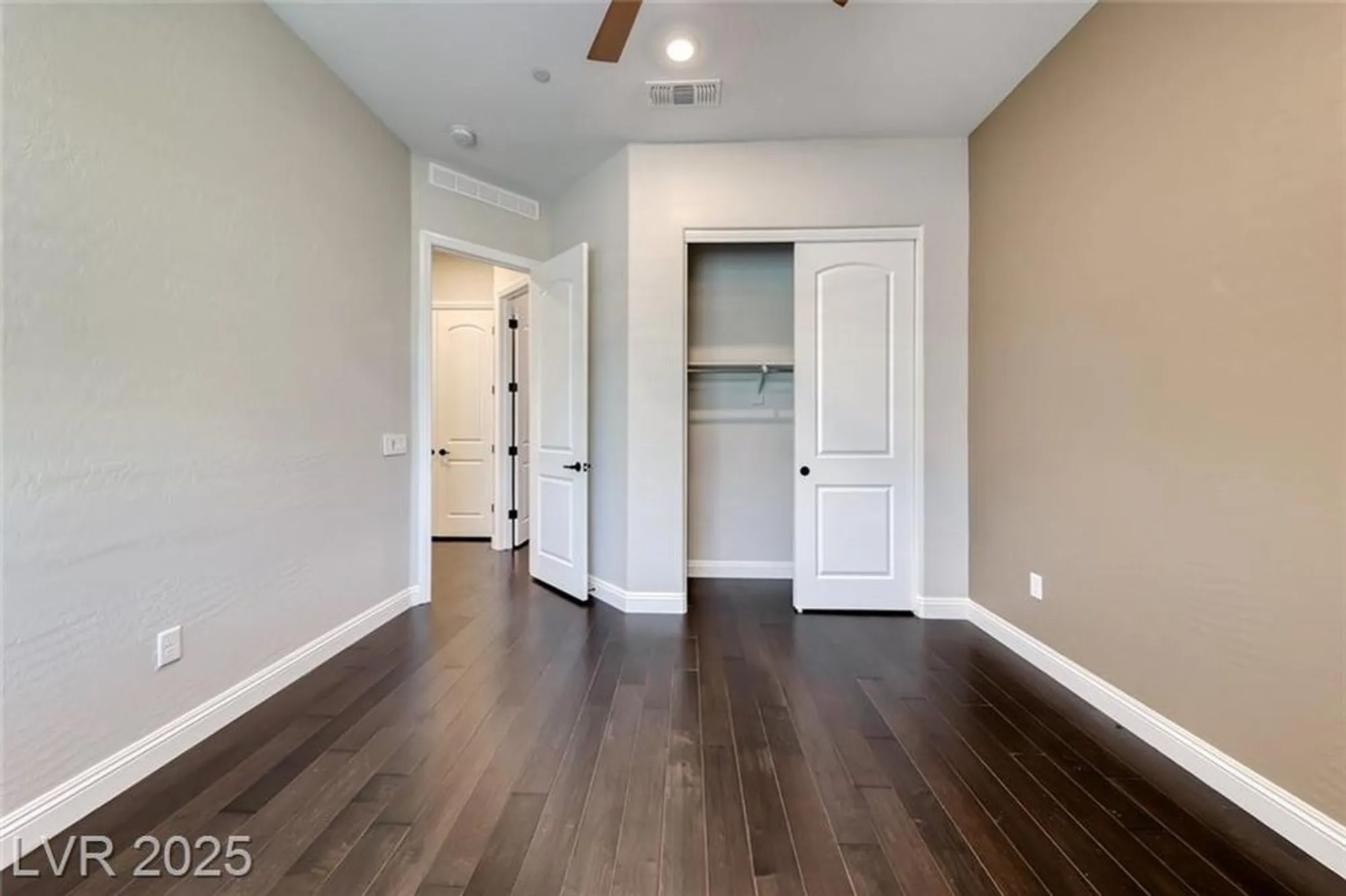 Property Slideshow image 37 of 72 | 125 mirage view dr, Henderson, NV, 89011