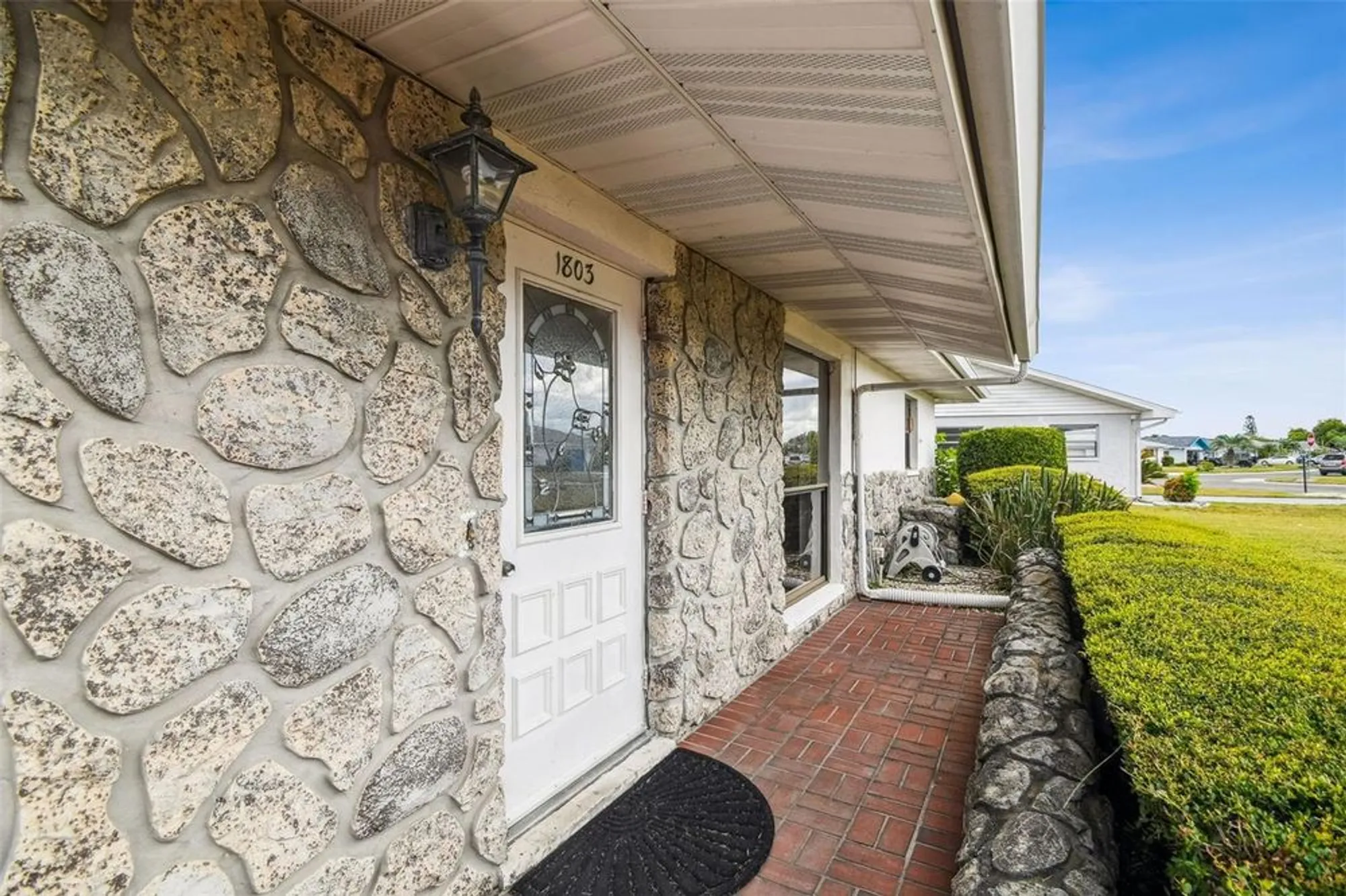 Property Slideshow image 17 of 100 | 1803 pineapple palm ct, Sun City Center, FL, 33573