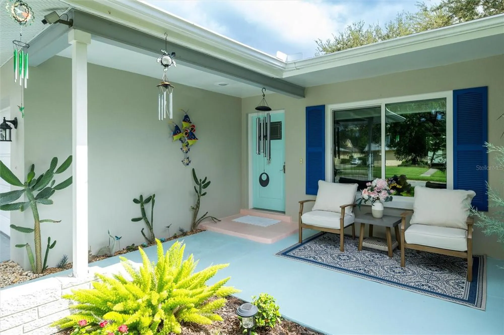 Property Slideshow image 1 of 34 | 1472 queen anne blvd, Palm Harbor, FL, 34684