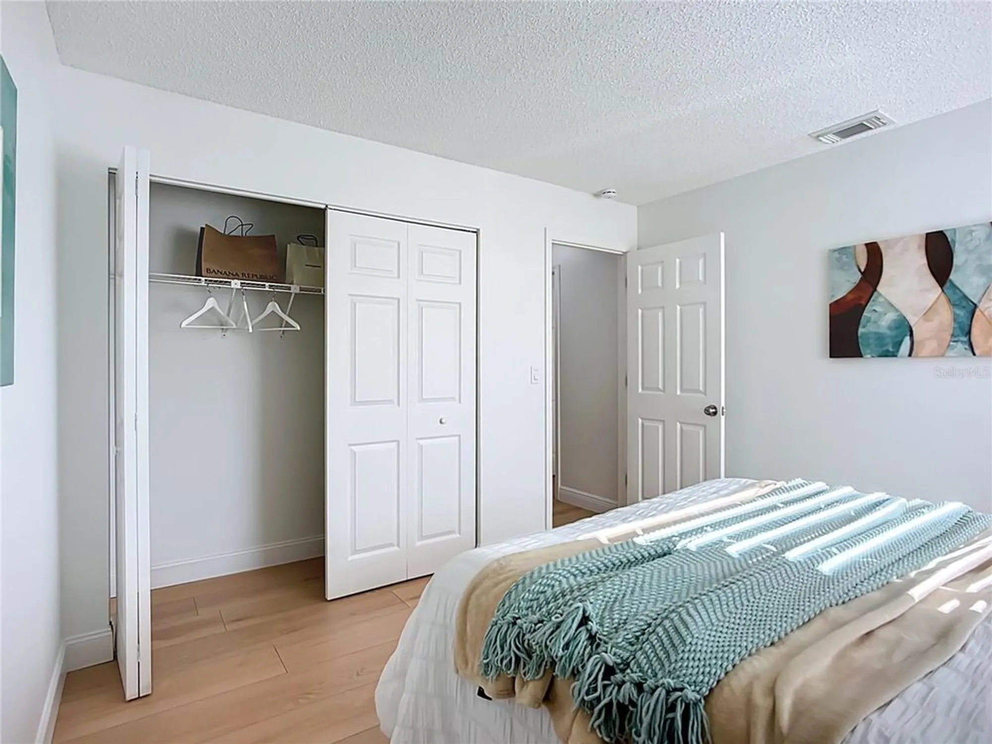 Property Slideshow image 21 of 41 | 2014 hampstead cir, Sun City Center, FL, 33573