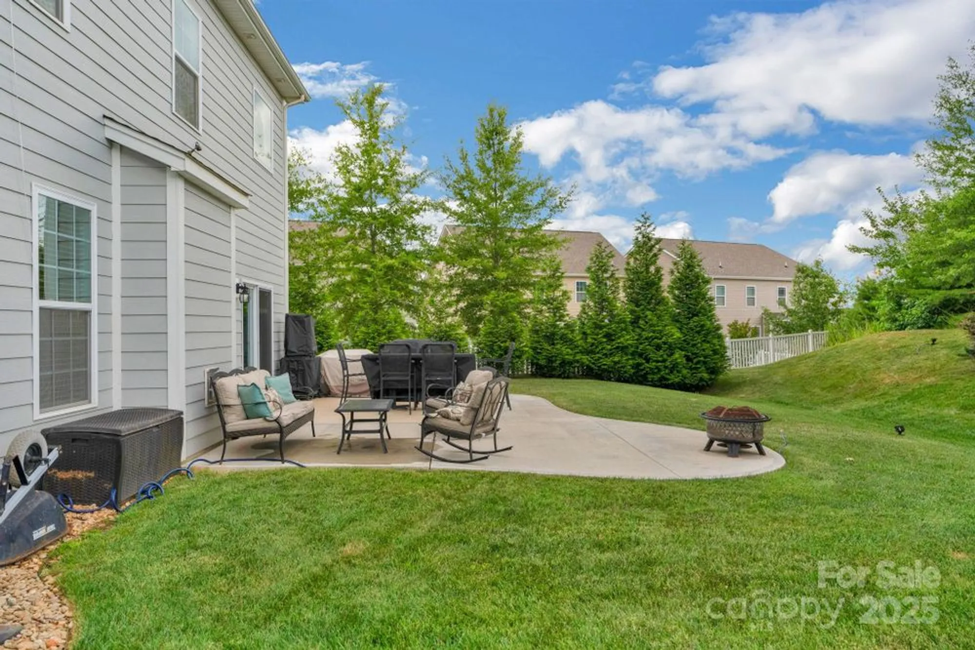 Property Slideshow image 42 of 48 | 236 robinwood ln, Lake Wylie, SC, 29710