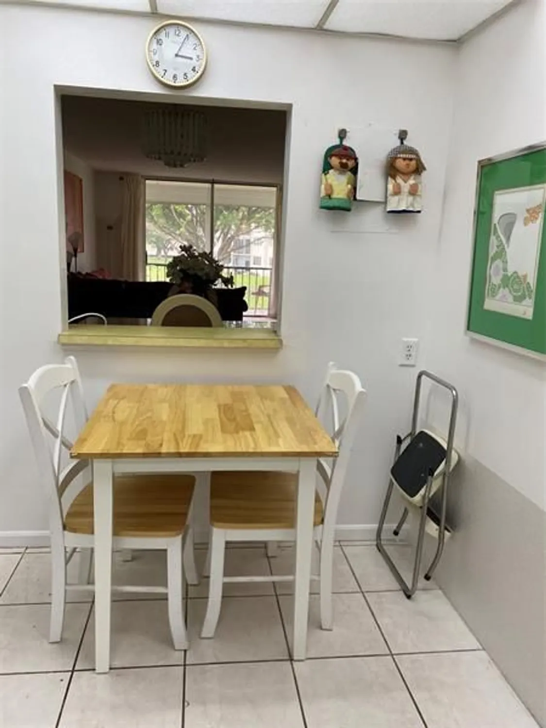 Property Slideshow image 9 of 20 | 811 s hollybrook dr 203, Pembroke Pines, FL, 33025