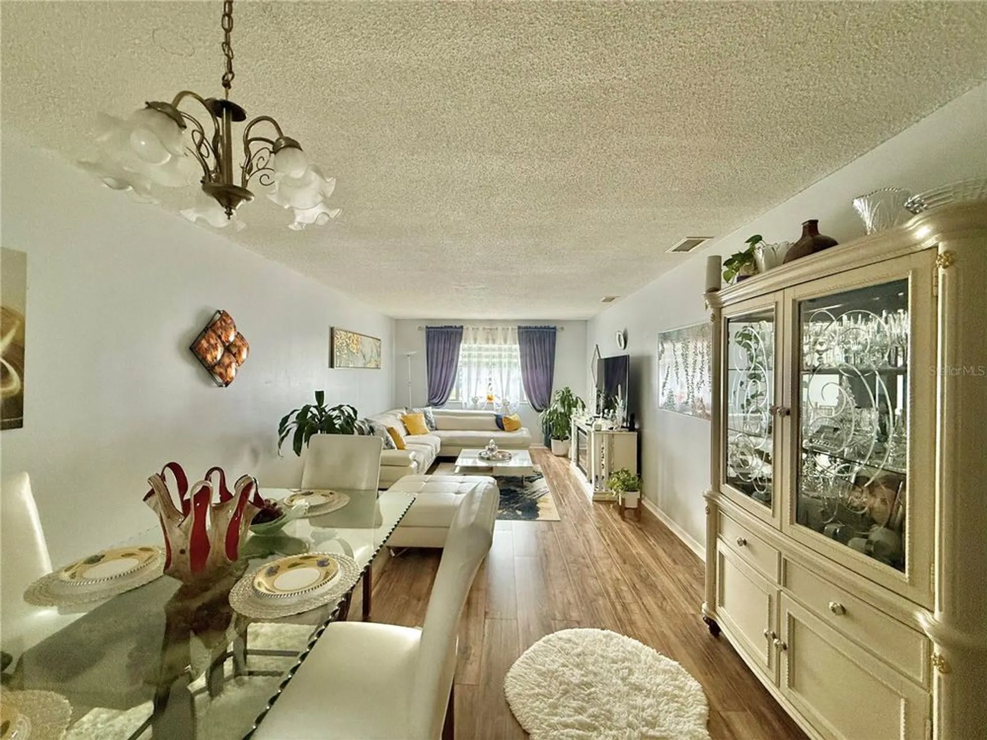 Property Slideshow image 4 of 13 | 5357 81st st n apt 15, Saint Petersburg, FL, 33709