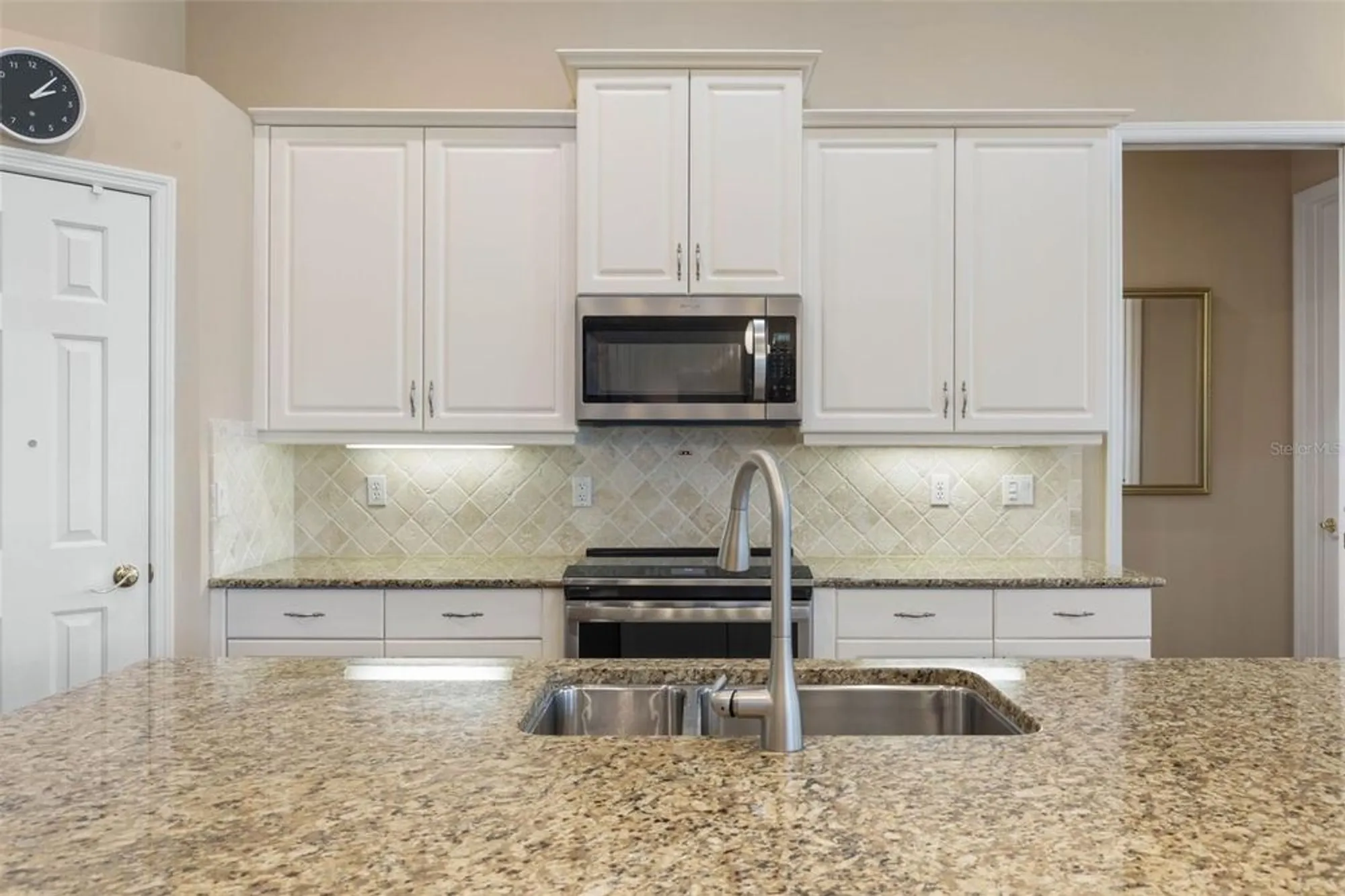 Property Slideshow image 11 of 100 | 815 westlake dr, Ormond Beach, FL, 32174