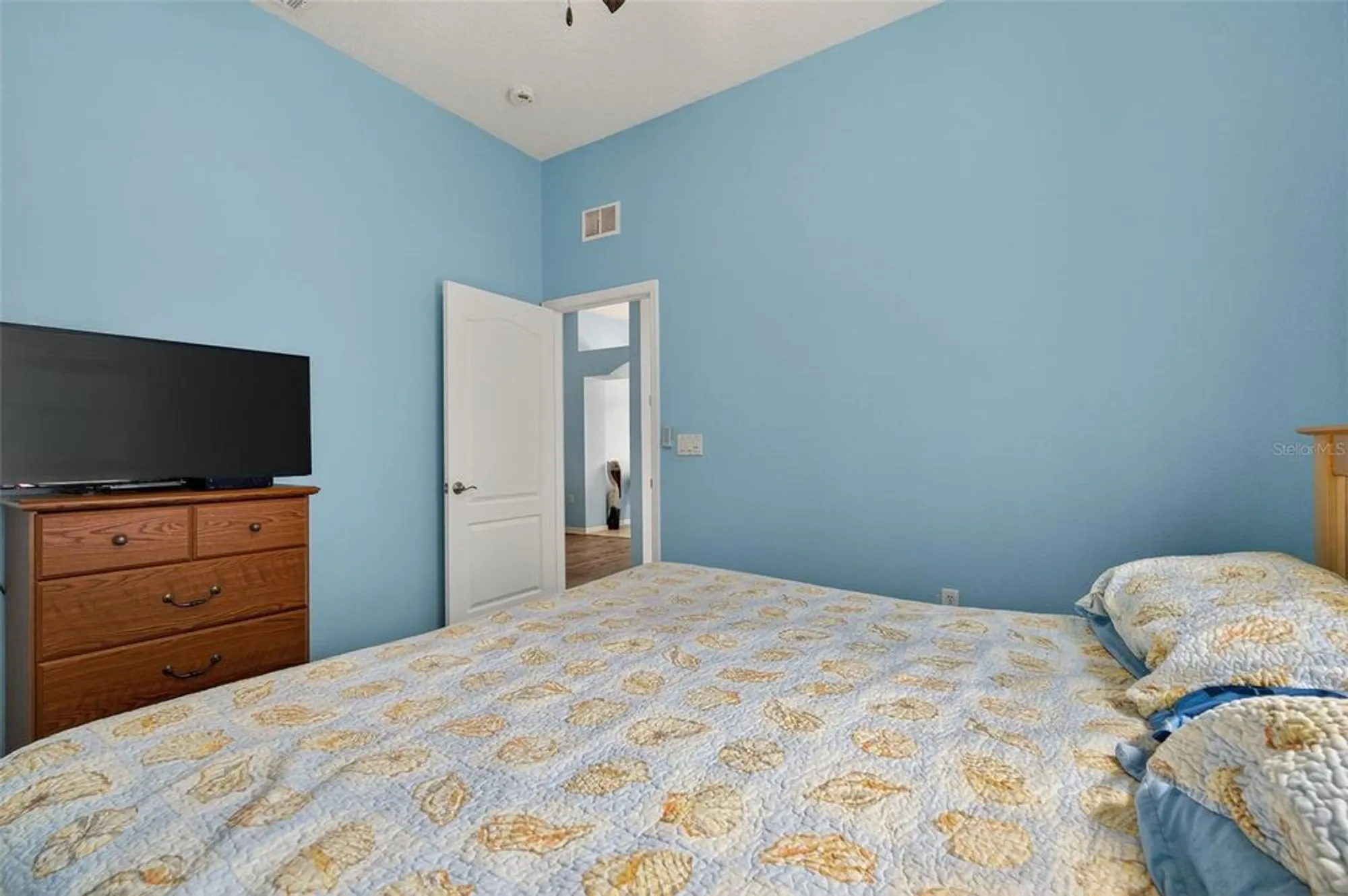 Property Slideshow image 28 of 71 | 11501 bloomington ct, New Port Richey, FL, 34654