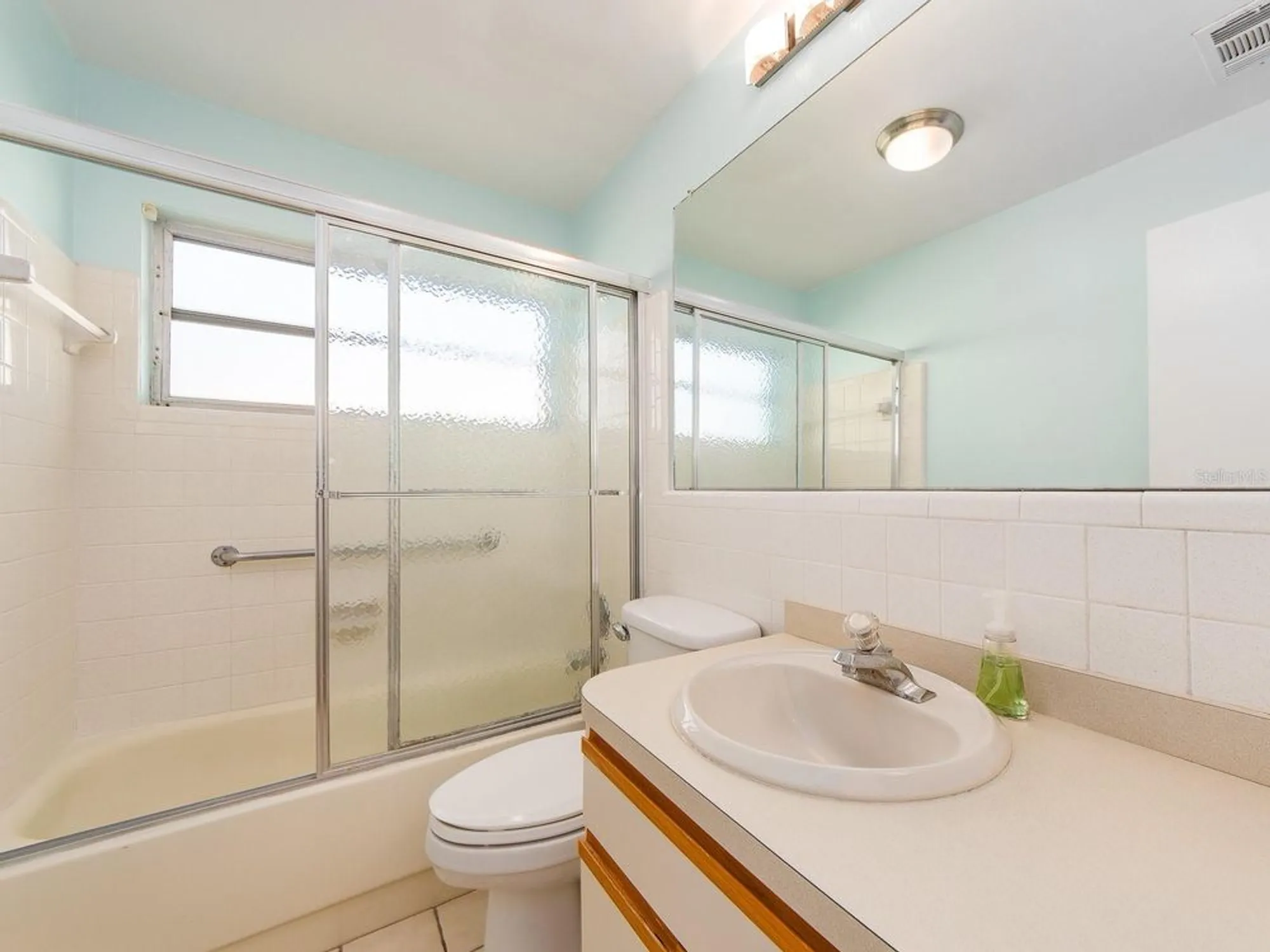 Property Slideshow image 24 of 30 | 9157 140th way, Seminole, FL, 33776