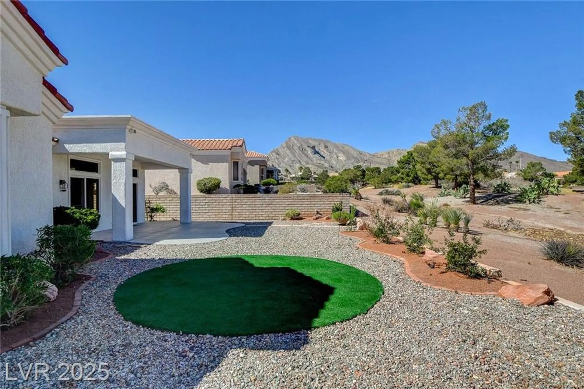Property Slideshow image 41 of 44 | 10100 folsom dr, Las Vegas, NV, 89134