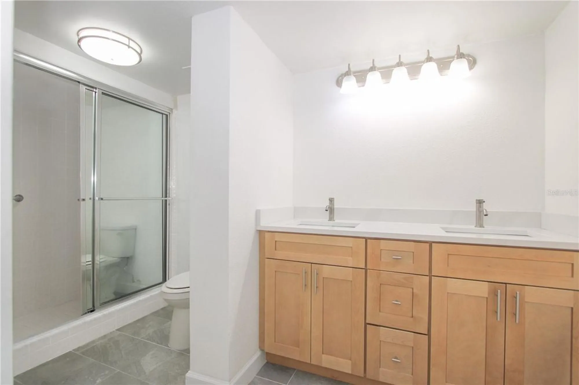 Property Slideshow image 26 of 45 | 7425 bay island dr 108, South Pasadena, FL, 33707