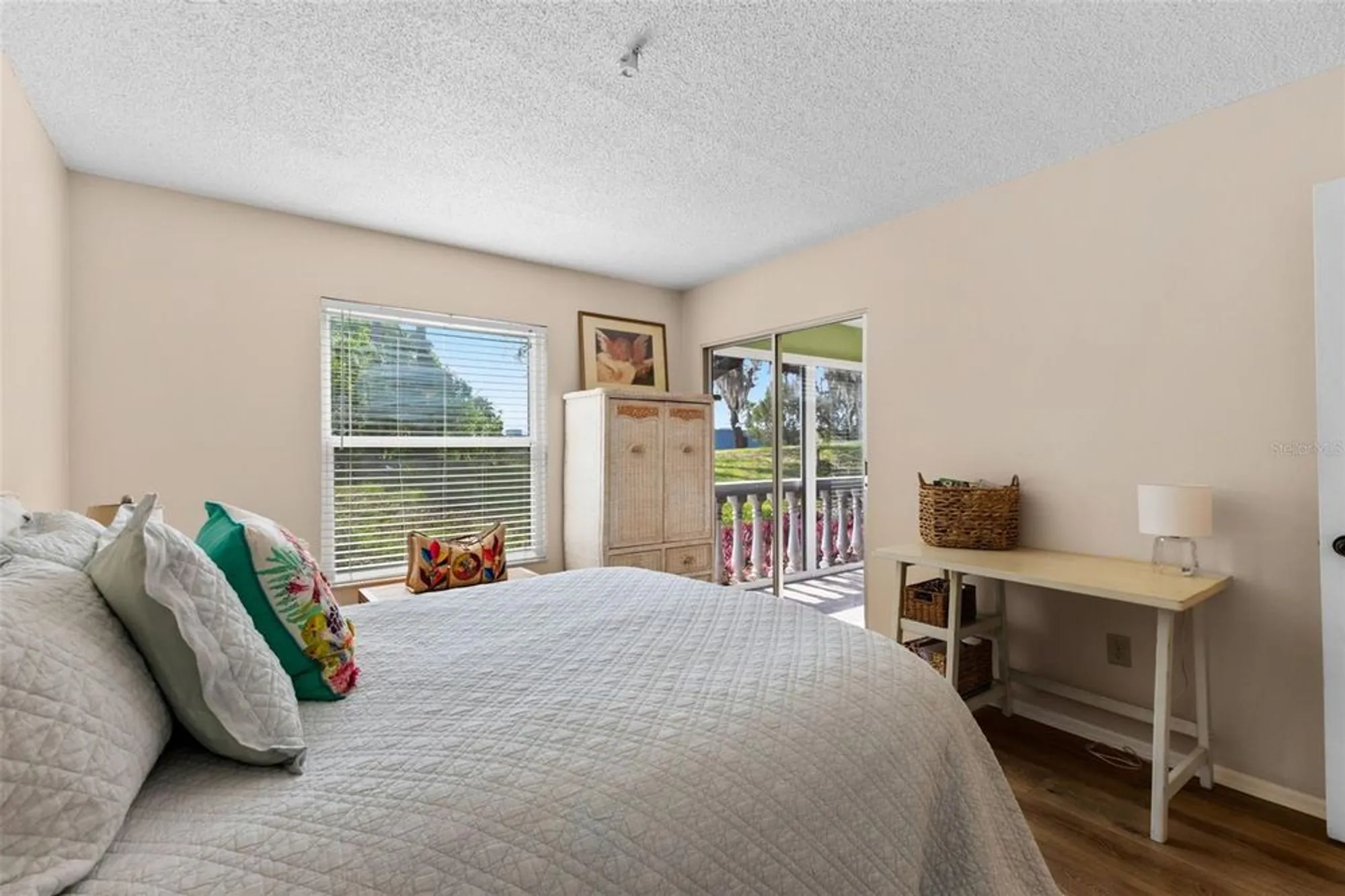 Property Slideshow image 23 of 49 | 1250 s pinellas ave apt 405, Tarpon Springs, FL, 34689