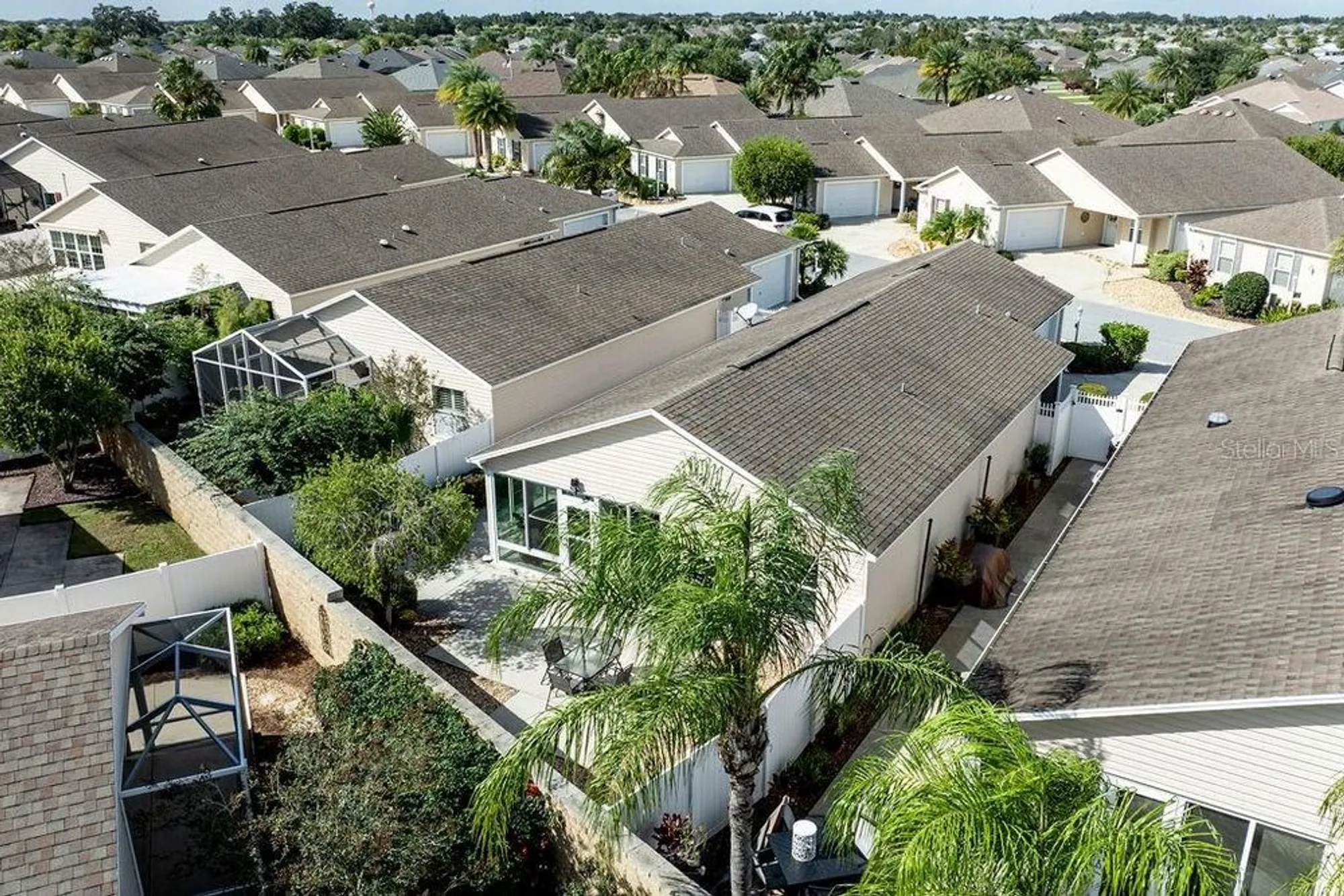 Property Slideshow image 27 of 31 | 852 sapphire pl, The Villages, FL, 32163