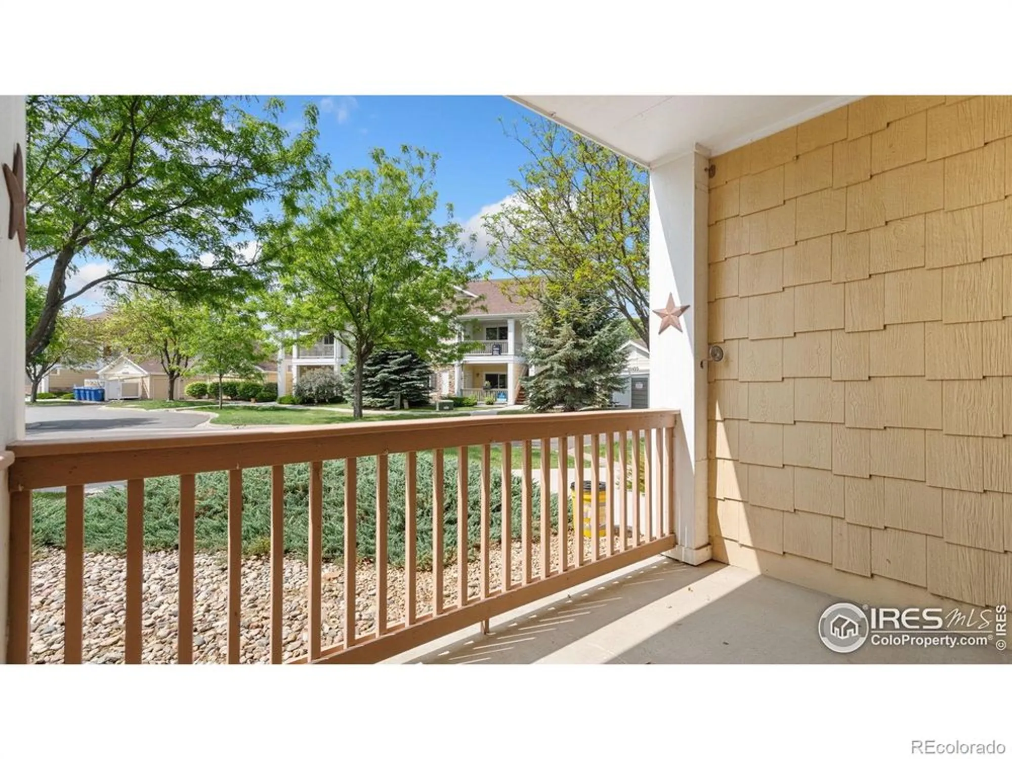 Property Slideshow image 12 of 14 | 4655 hahns peak dr 101, Loveland, CO, 80538