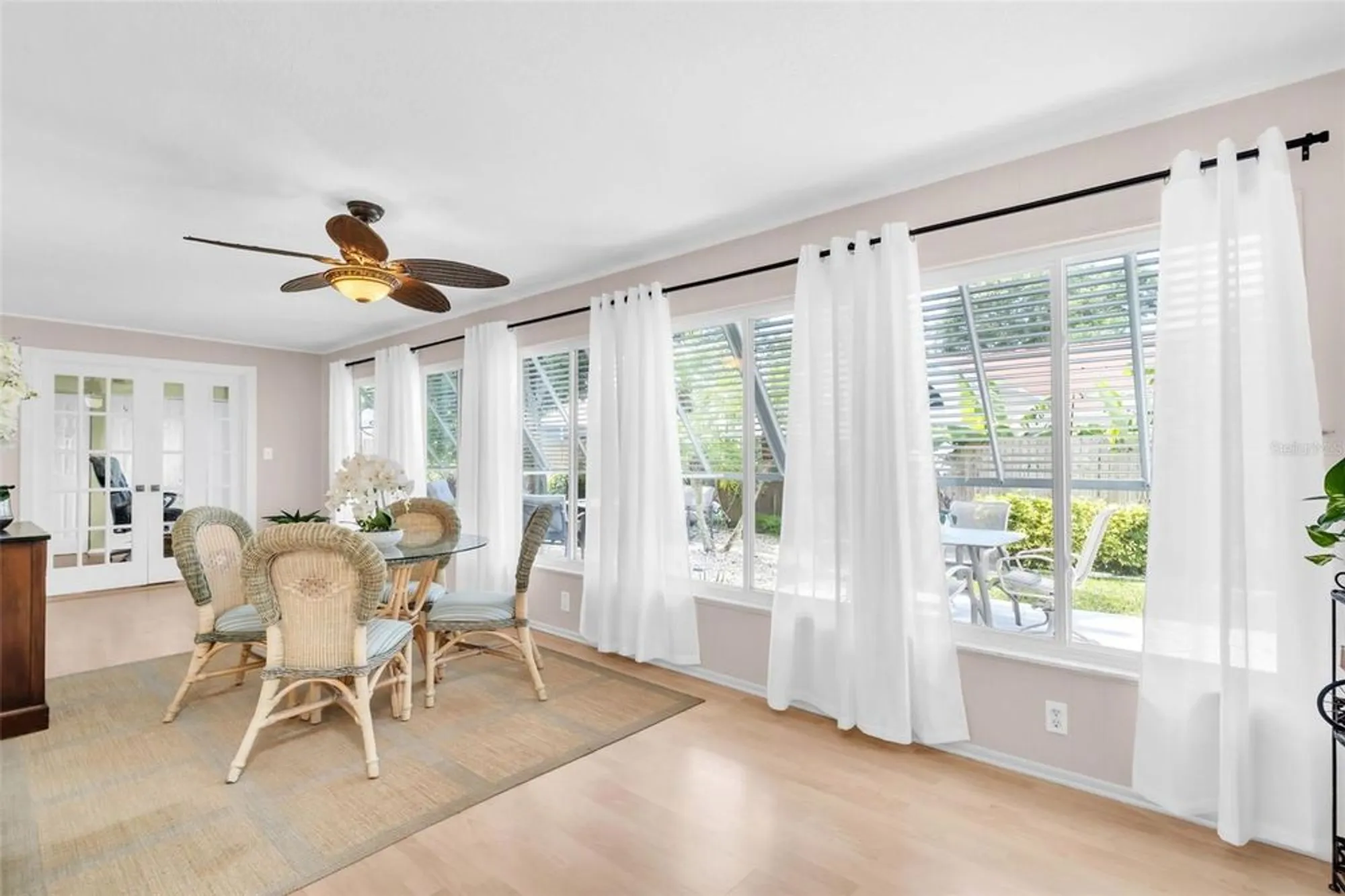 Property Slideshow image 19 of 55 | 2936 macalpin dr, Palm Harbor, FL, 34684