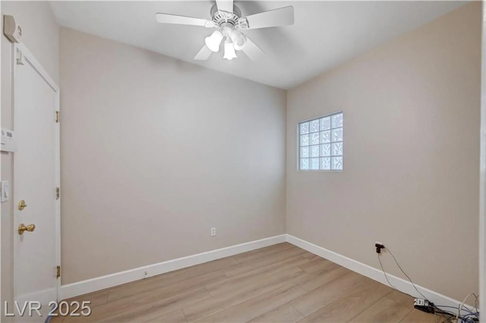 Property Slideshow image 22 of 77 | 2801 byron dr, Las Vegas, NV, 89134