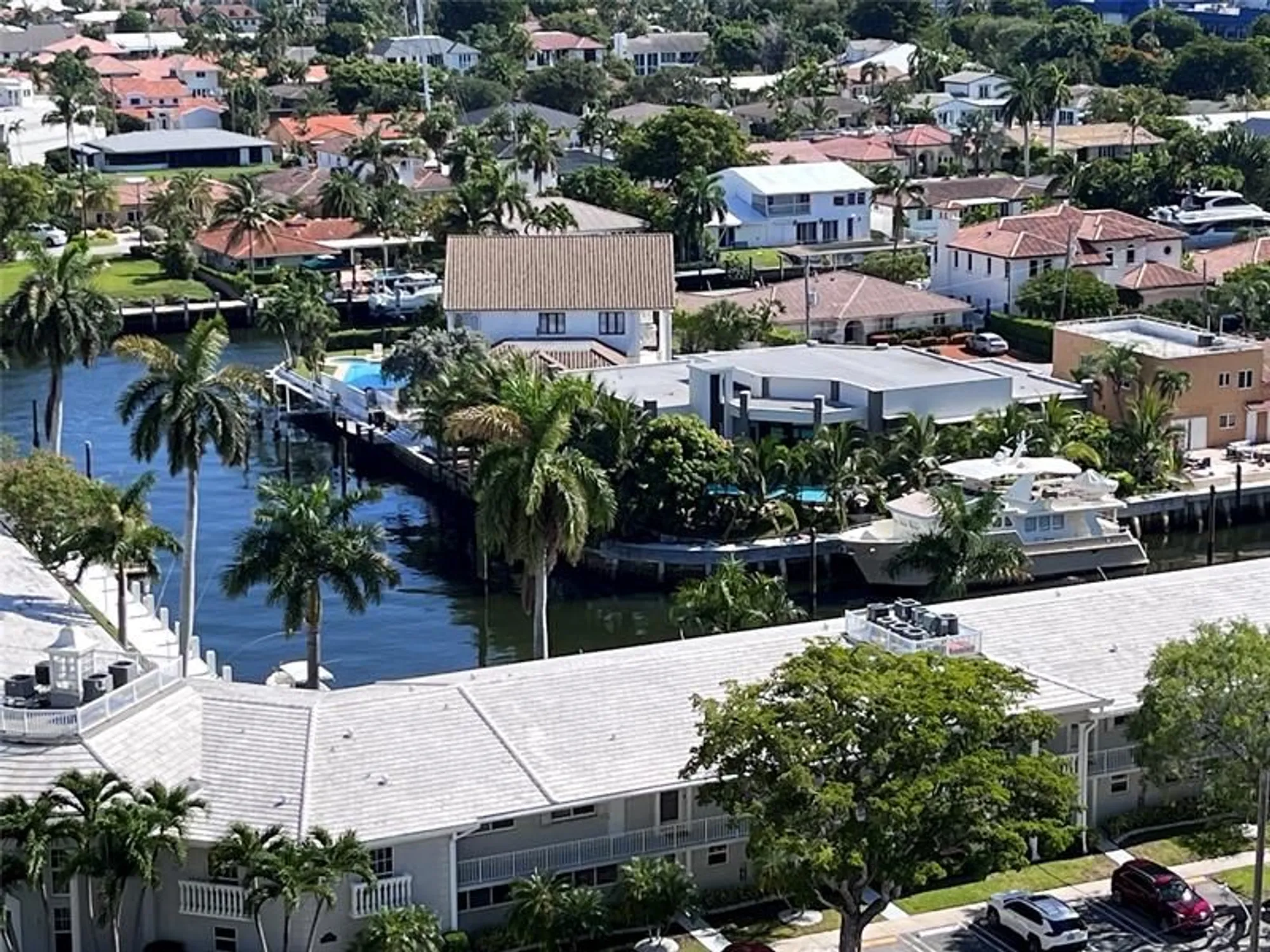 Property Slideshow image 6 of 22 | 3200 ne 36th st 714, Fort Lauderdale, FL, 33308