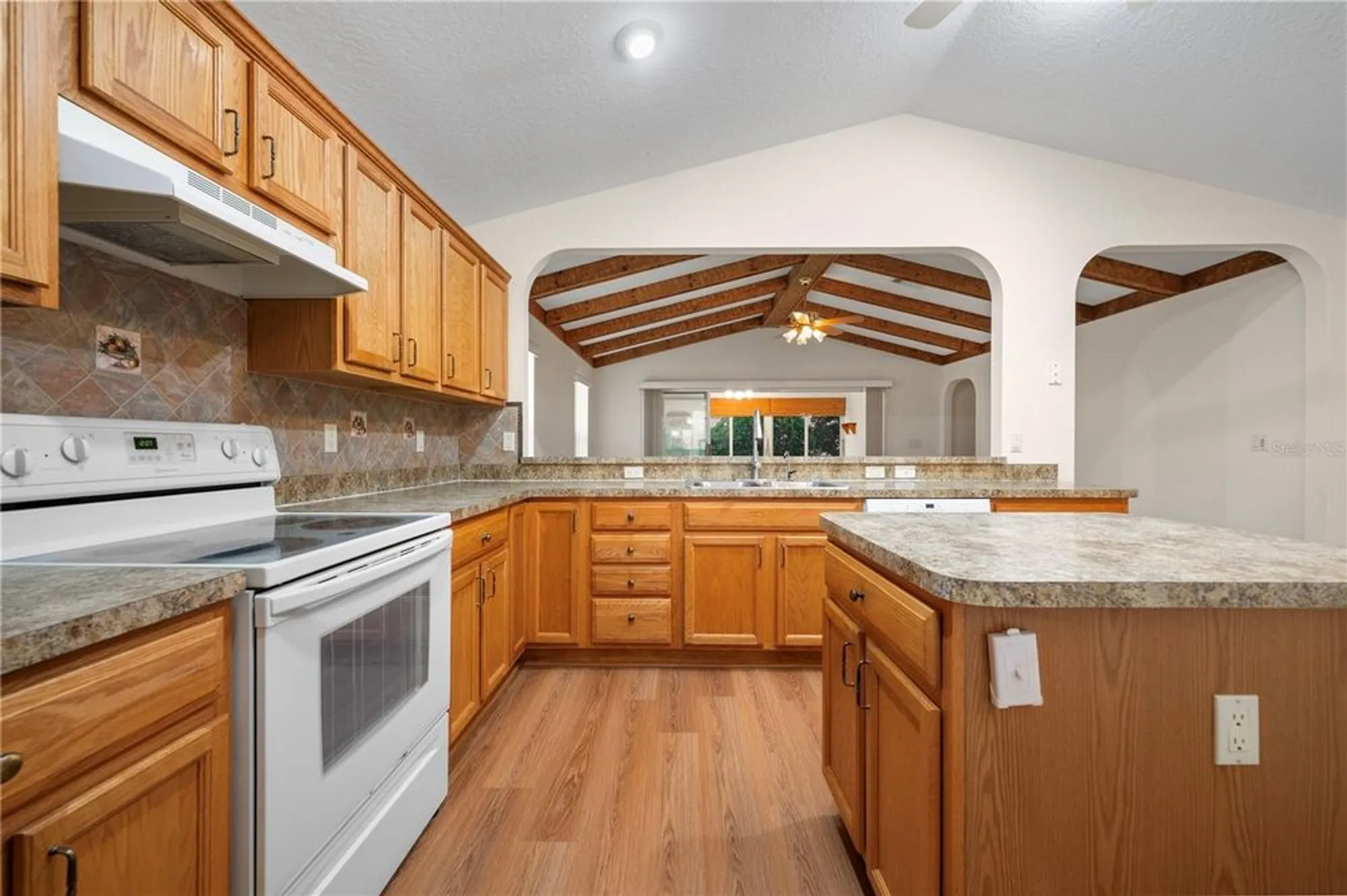 Property Slideshow image 14 of 49 | 11094 se 173rd ln, Summerfield, FL, 34491