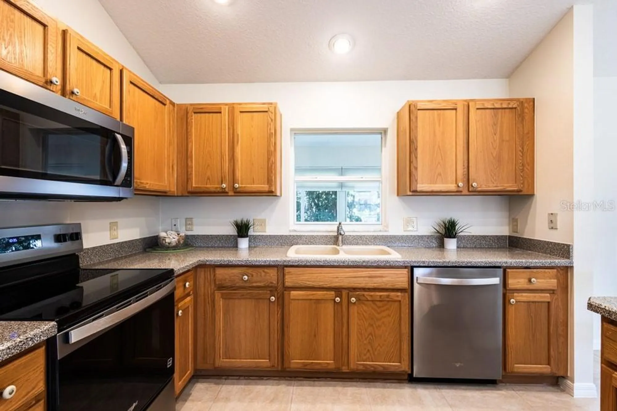 Property Slideshow image 8 of 30 | 3049 glenwood pl, The Villages, FL, 32162