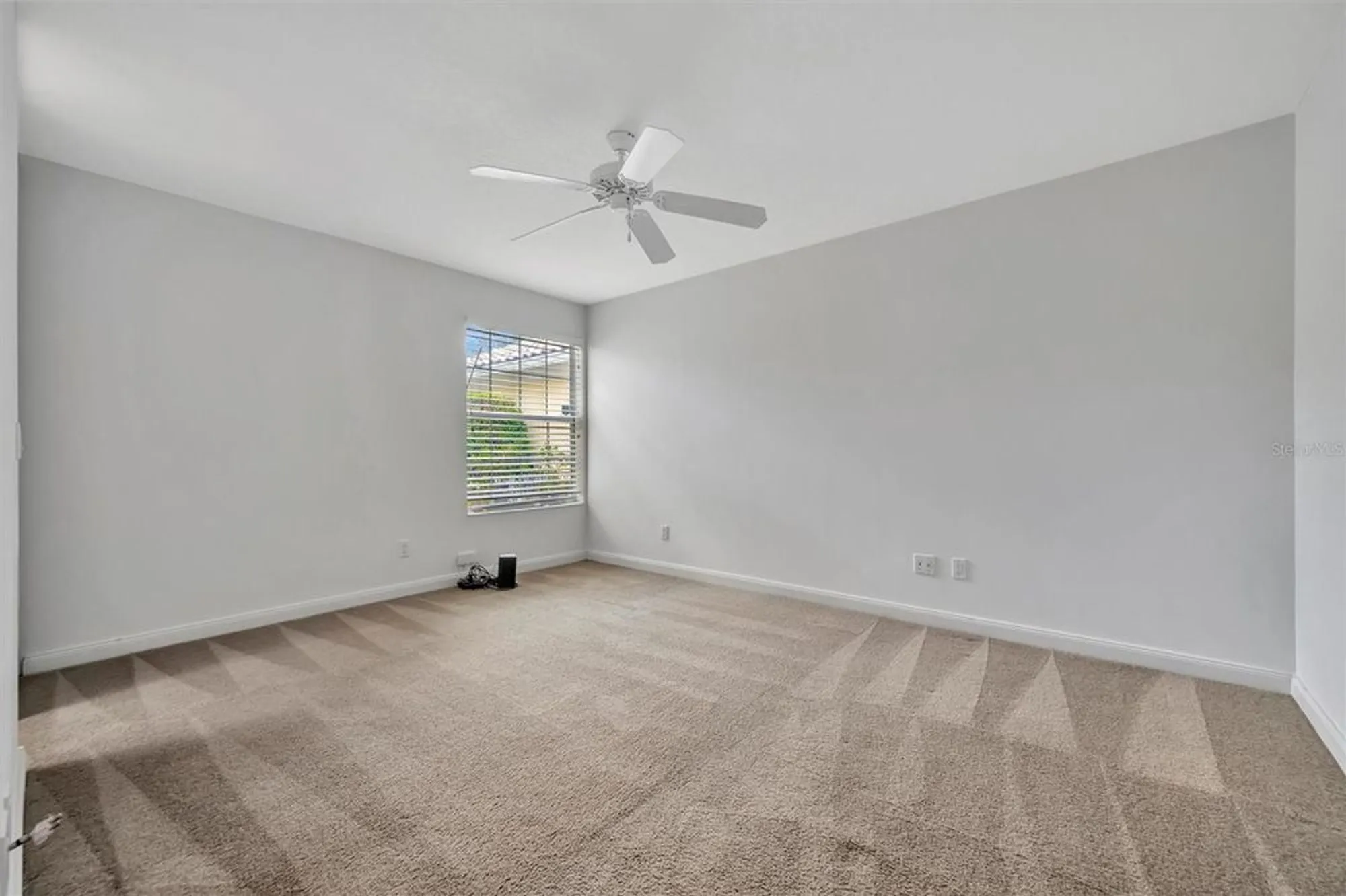 Property Slideshow image 24 of 51 | 5955 benevento dr, Sarasota, FL, 34238