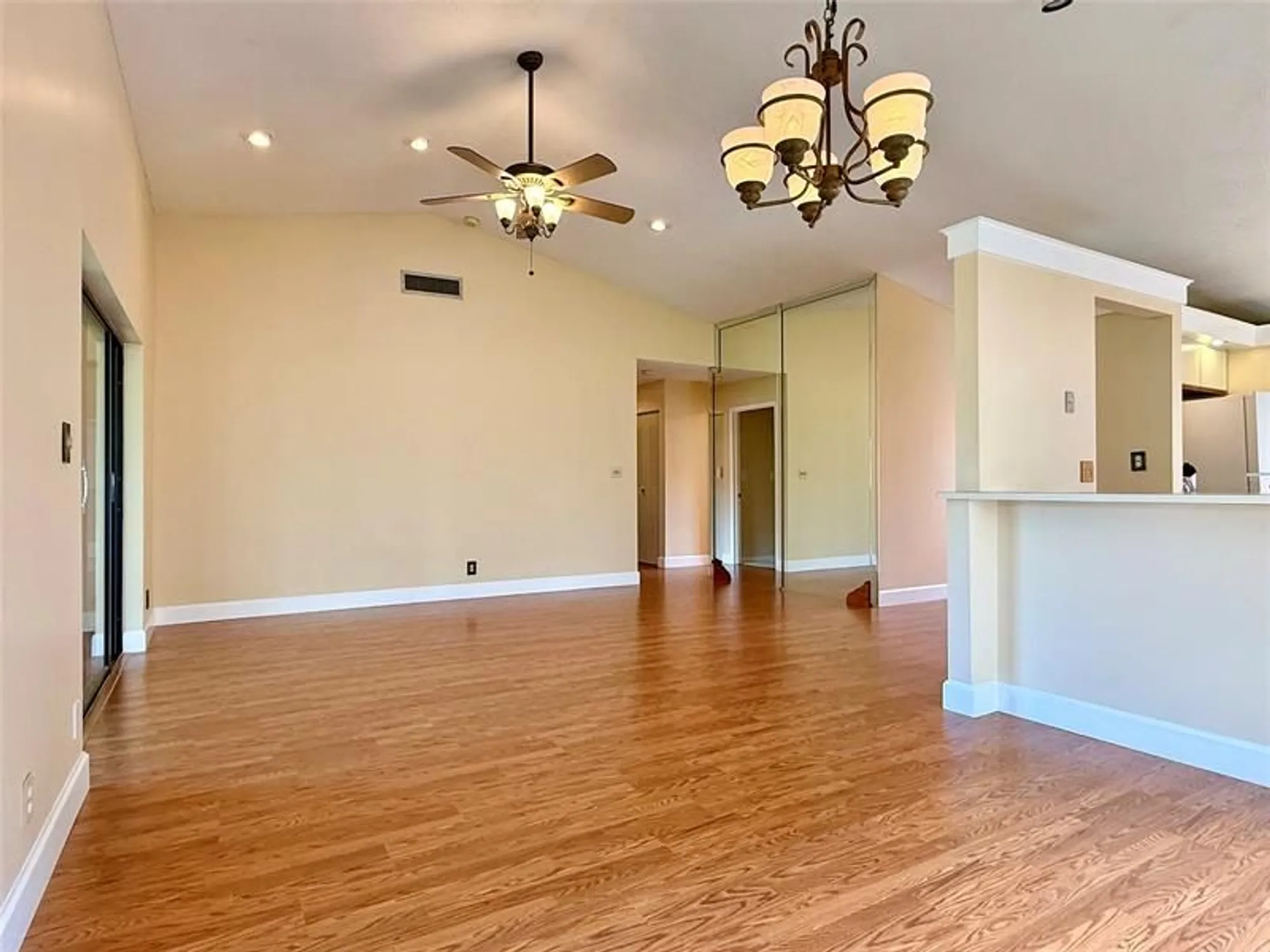 Property Slideshow image 20 of 62 | 10805 bahama palm way apt 201, Boynton Beach, FL, 33437