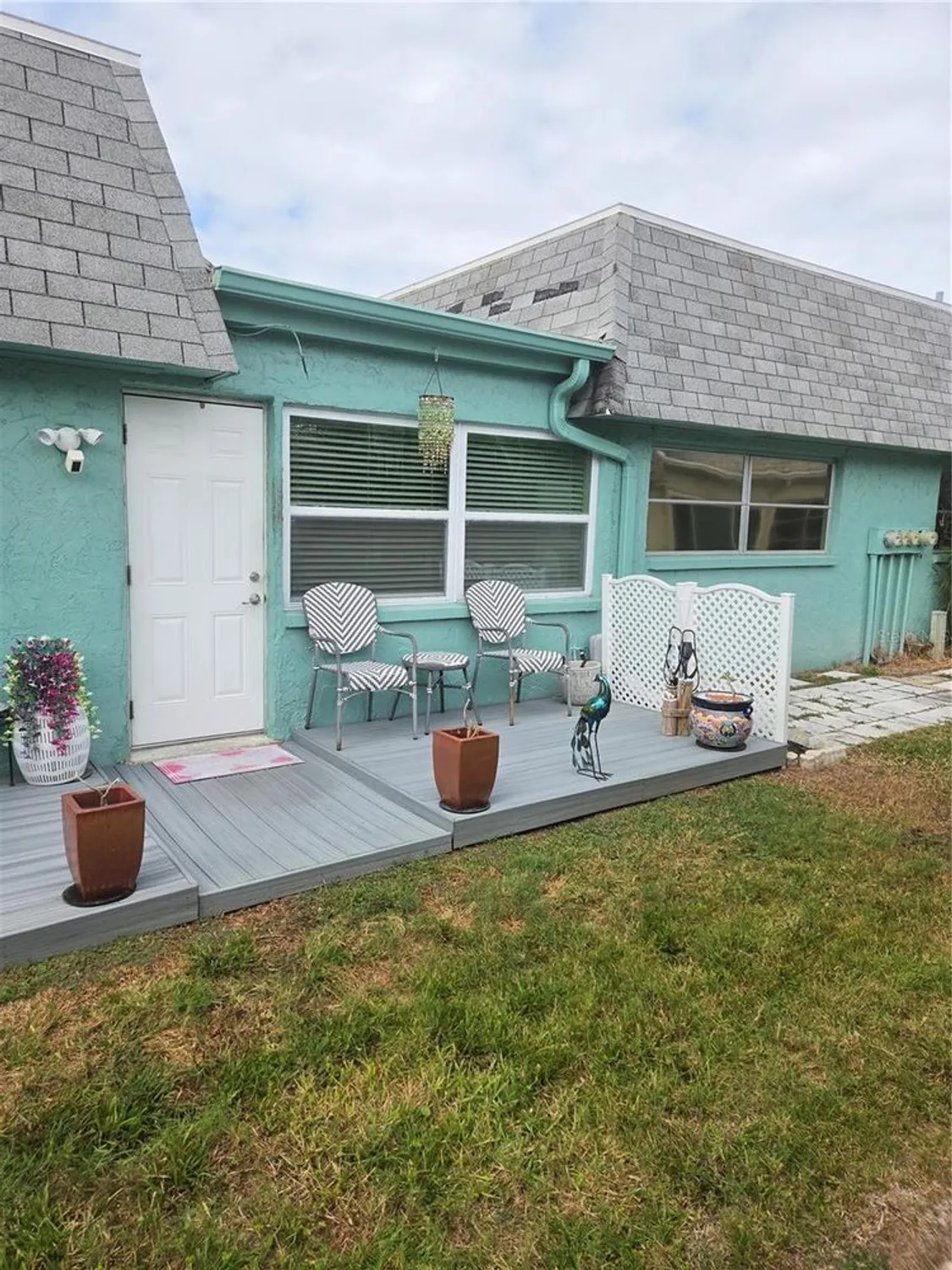 Property Slideshow image 2 of 42 | 8445 phillip n # 13, Pinellas Park, FL, 33781