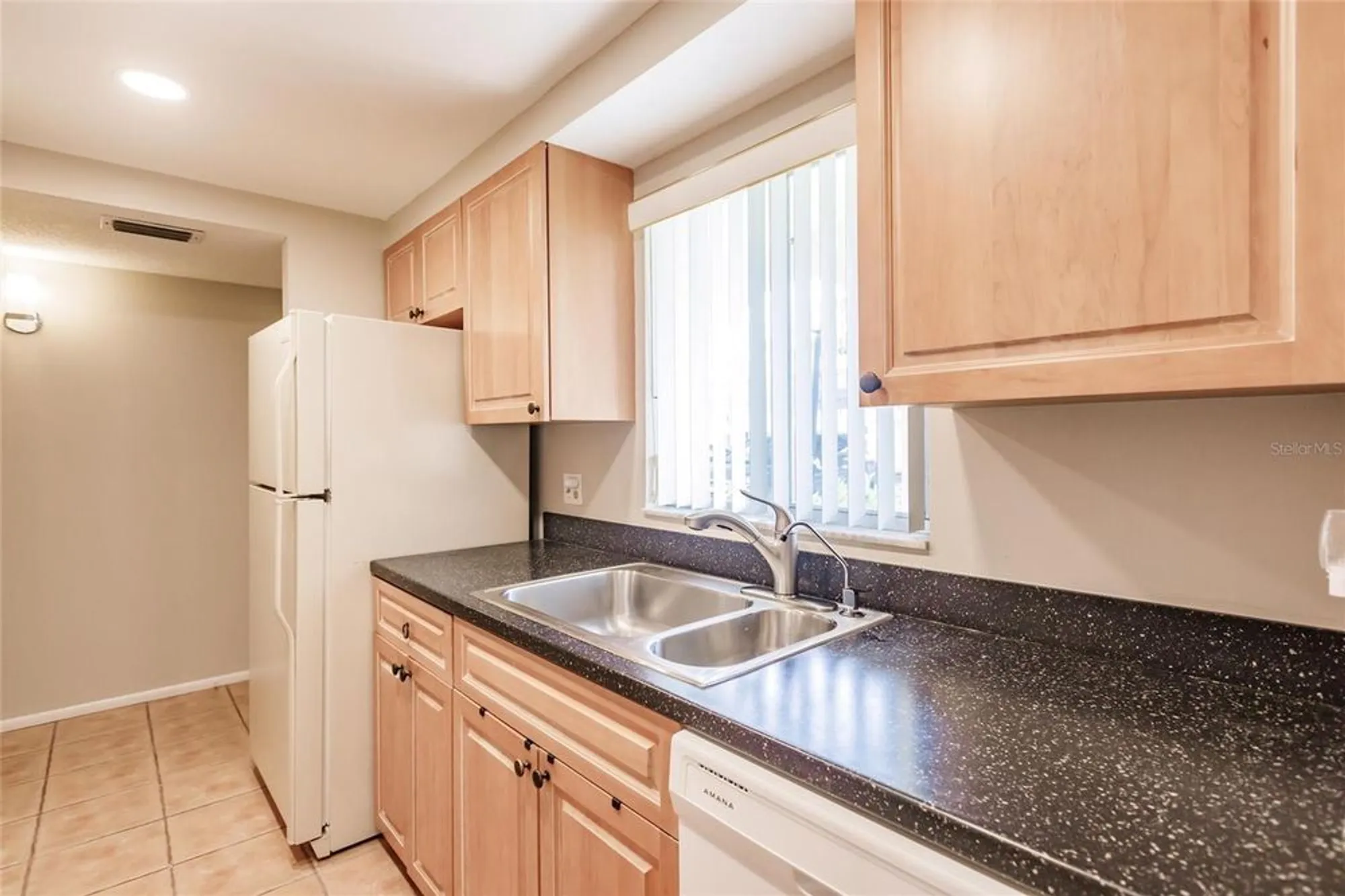 Property Slideshow image 8 of 42 | 3540 hispania pl 214, Sarasota, FL, 34232