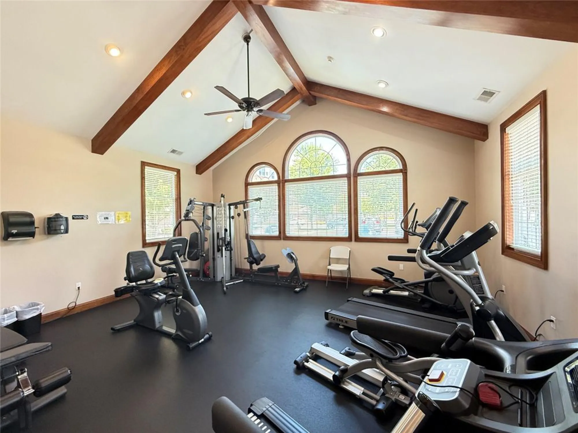 Property Slideshow image 35 of 43 | 326 regency dr, Fishkill, NY, 12524