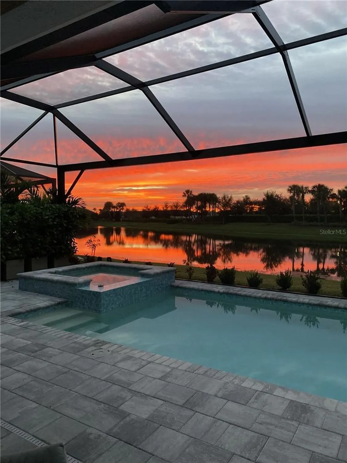 Property Slideshow image 15 of 71 | 5027 kiva cir, Bradenton, FL, 34211