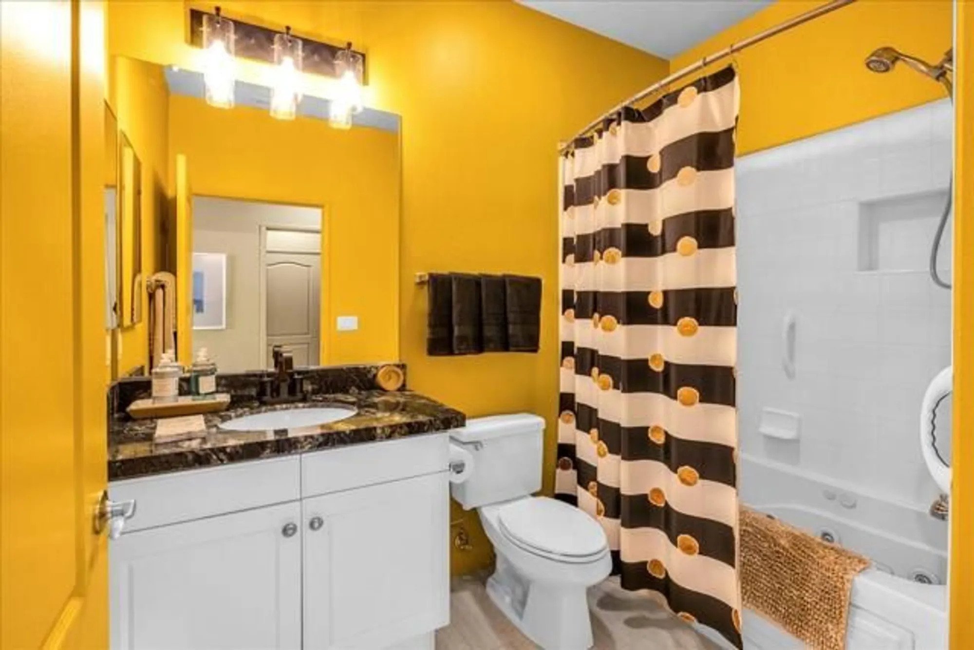 Property Slideshow image 23 of 48 | 2090 savanna way, Palm Springs, CA, 92262