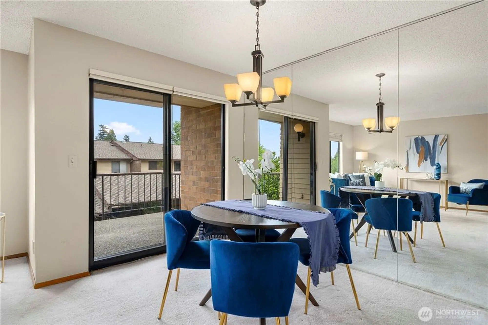 Property Slideshow image 6 of 35 | 10637 glen acres dr s # 10637, Seattle, WA, 98168