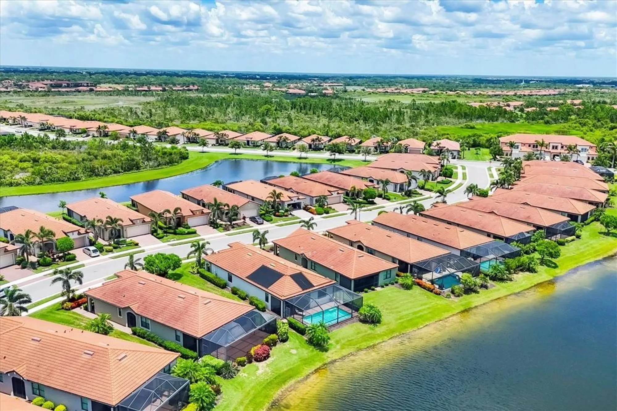 Property Slideshow image 23 of 100 | 10061 cozy grove dr, Venice, FL, 34293