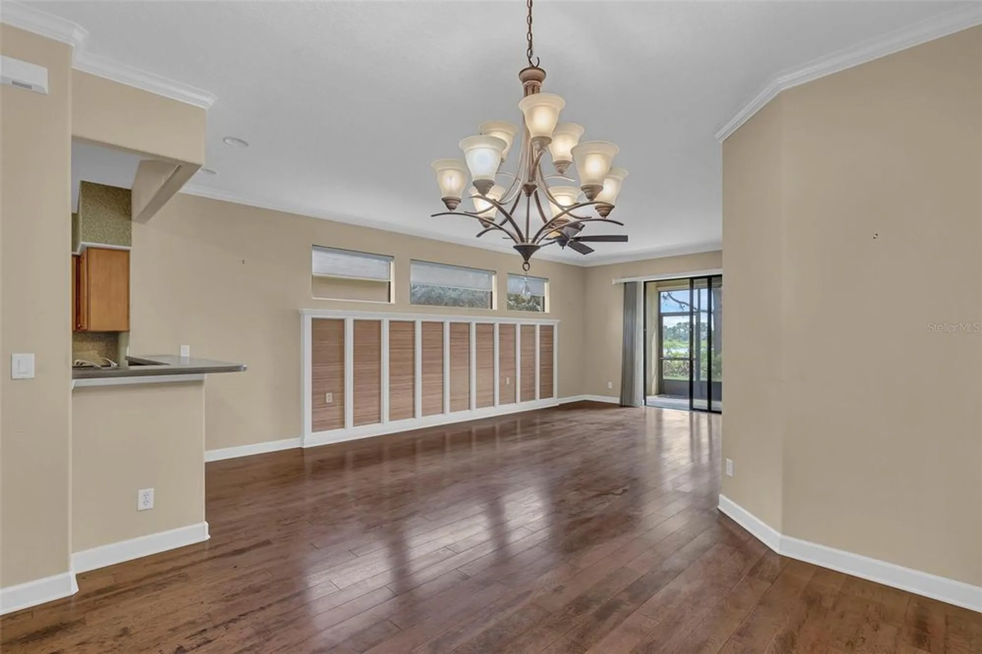 Property Slideshow image 8 of 58 | 8167 bridgeport bay cir, Mount Dora, FL, 32757