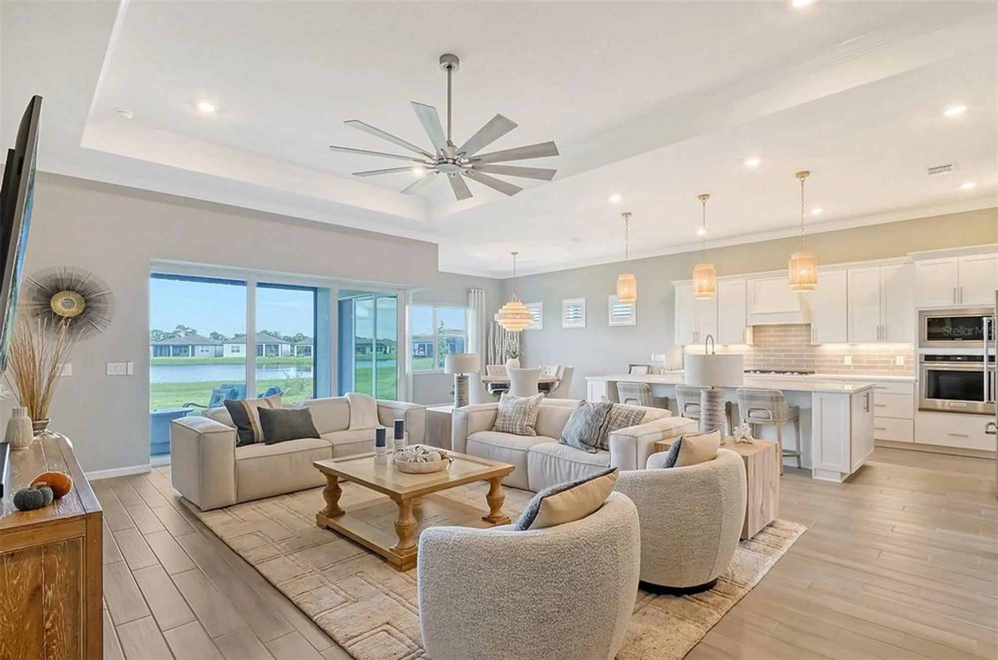 Property Slideshow image 8 of 48 | 9018 sunray cv, Parrish, FL, 34219