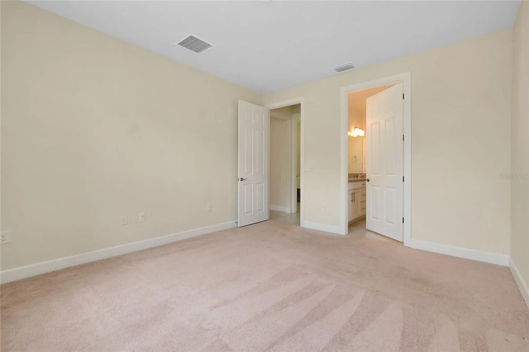 Property Slideshow image 38 of 78 | 1565 hyssop loop, North Port, FL, 34289