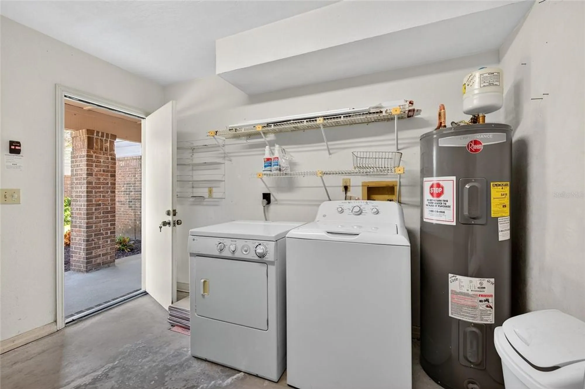 Property Slideshow image 22 of 29 | 256 palm sparrow ct, Daytona Beach, FL, 32119