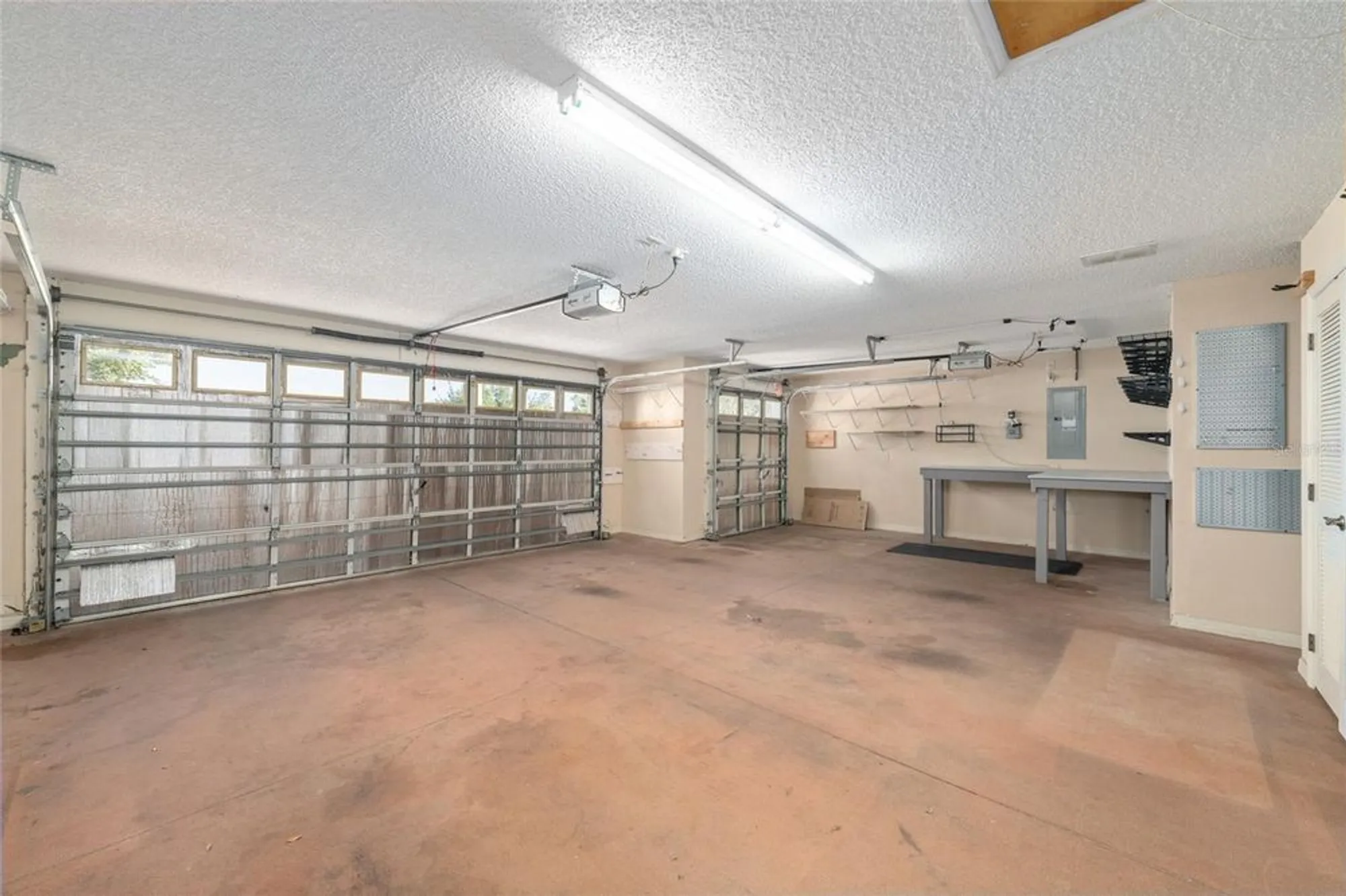 Property Slideshow image 39 of 62 | 967 livingston loop, The Villages, FL, 32162