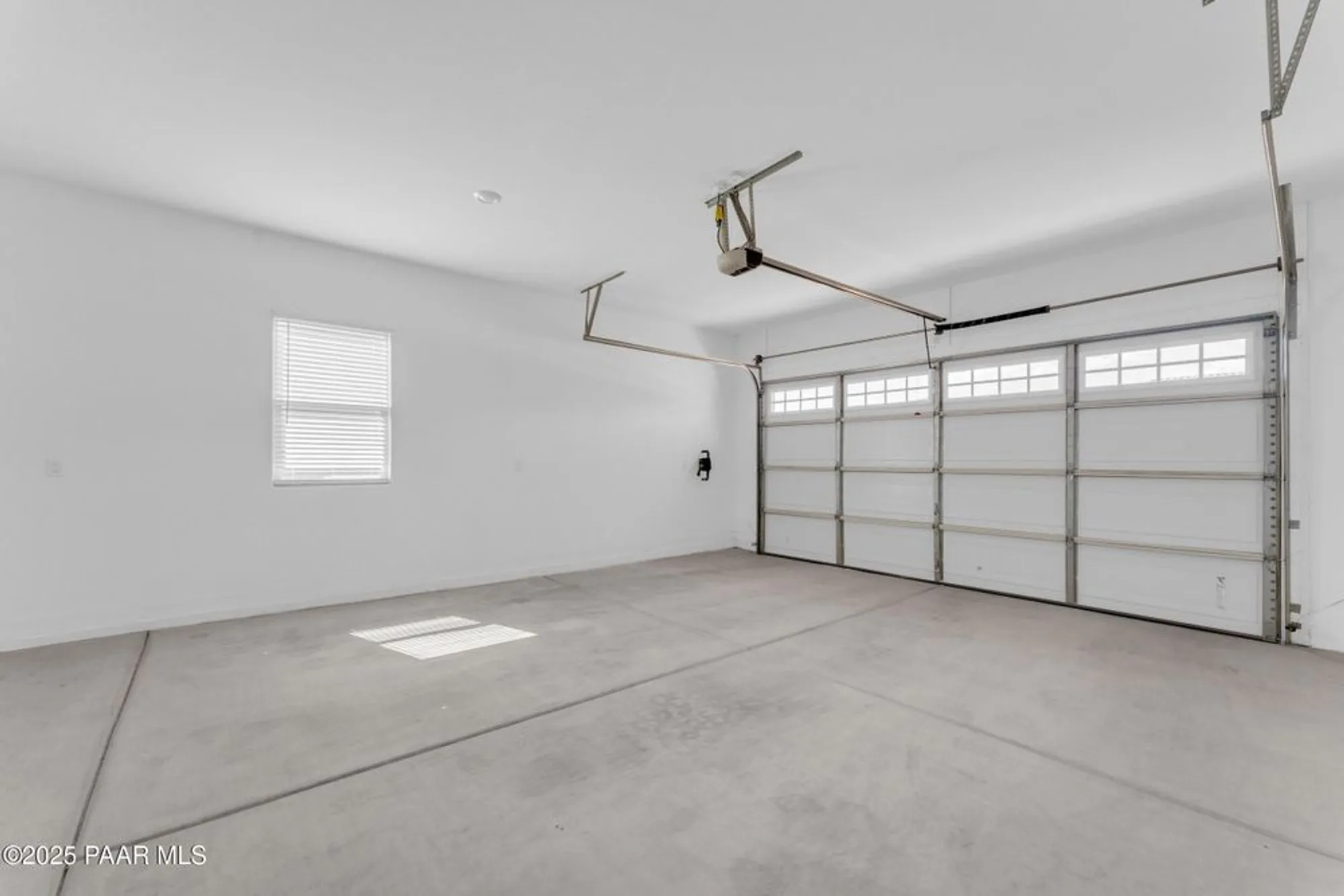 Property Slideshow image 44 of 71 | 24711 n 174th ln, Surprise, AZ, 85387