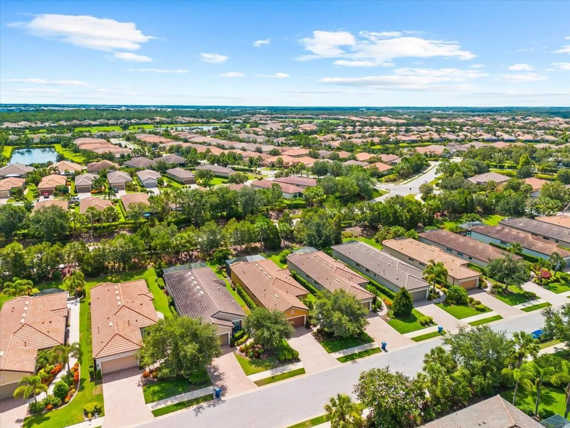 Property Slideshow image 44 of 74 | 5121 serata dr, Lakewood Ranch, FL, 34211